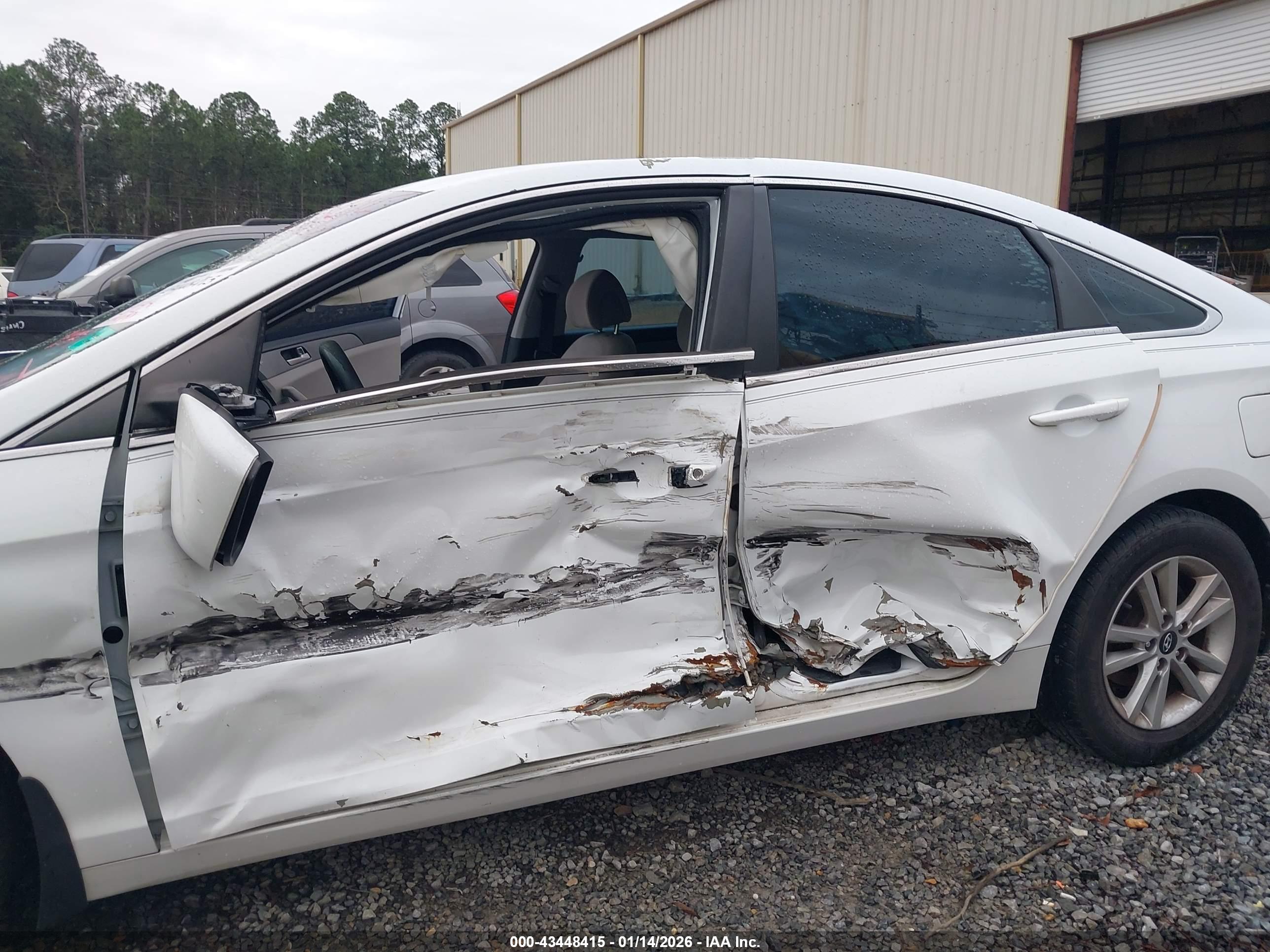 HYUNDAI SONATA image 6