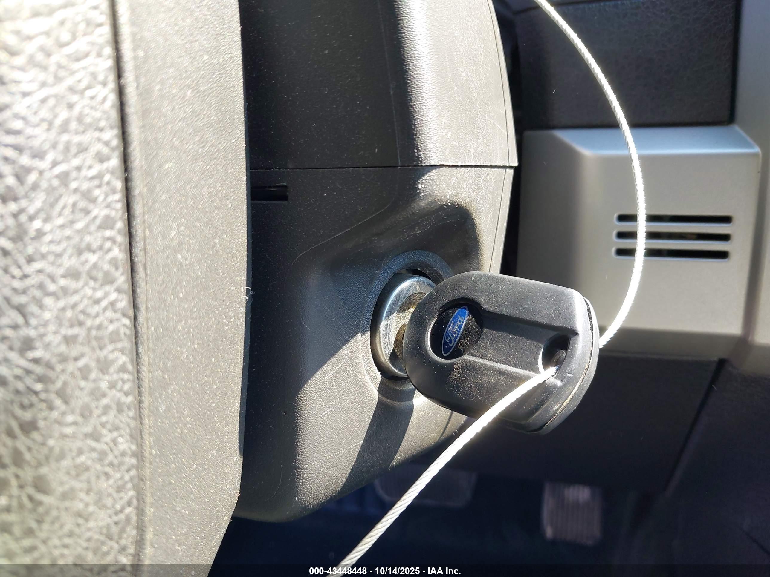 FORD F-150 image 11