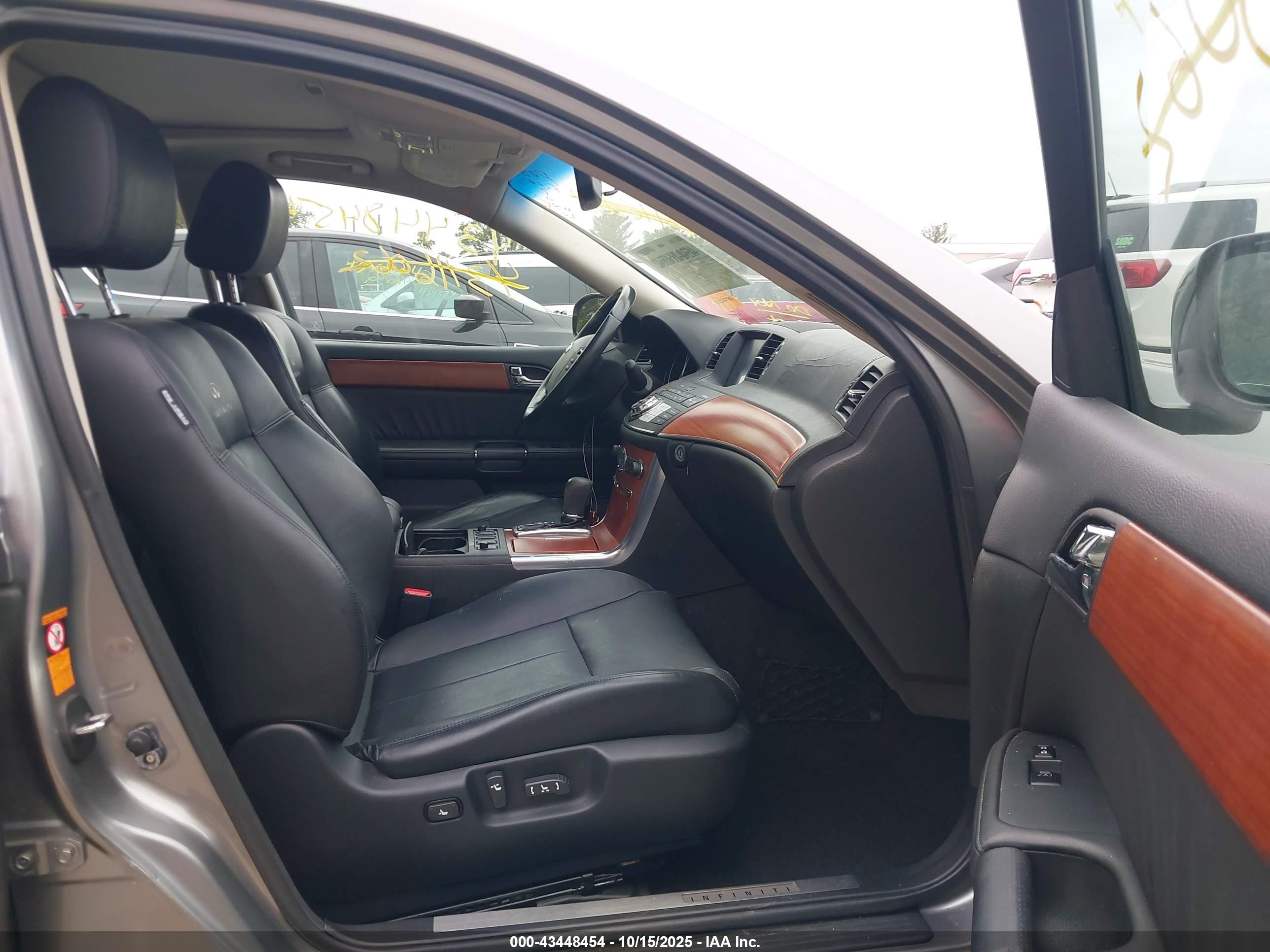 INFINITI M35X image 5