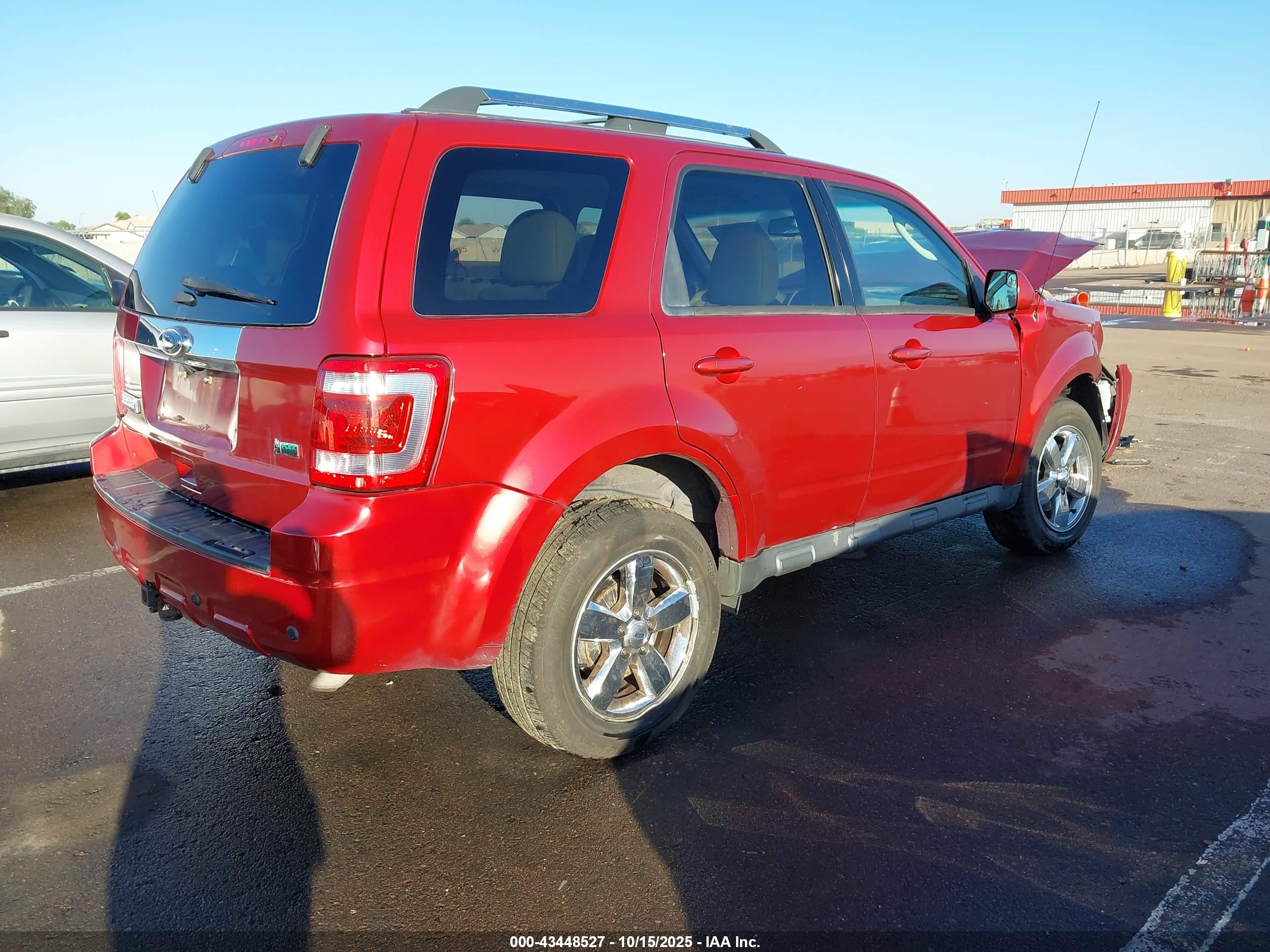 FORD ESCAPE image 4