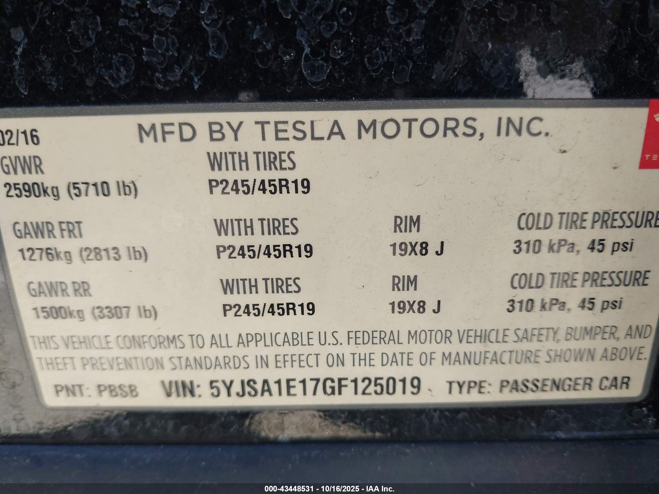 TESLA MODEL image 9