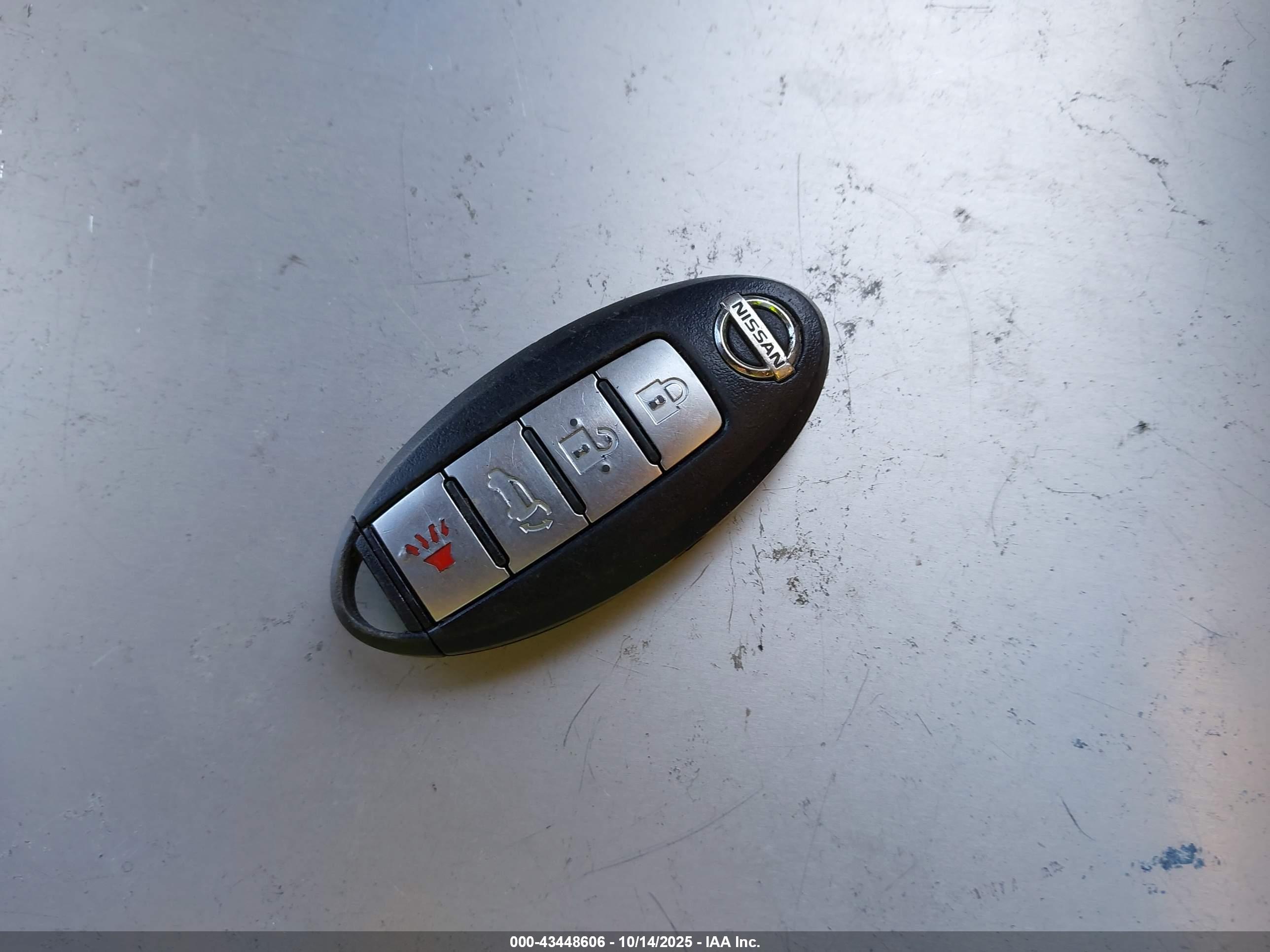 NISSAN MURANO image 11