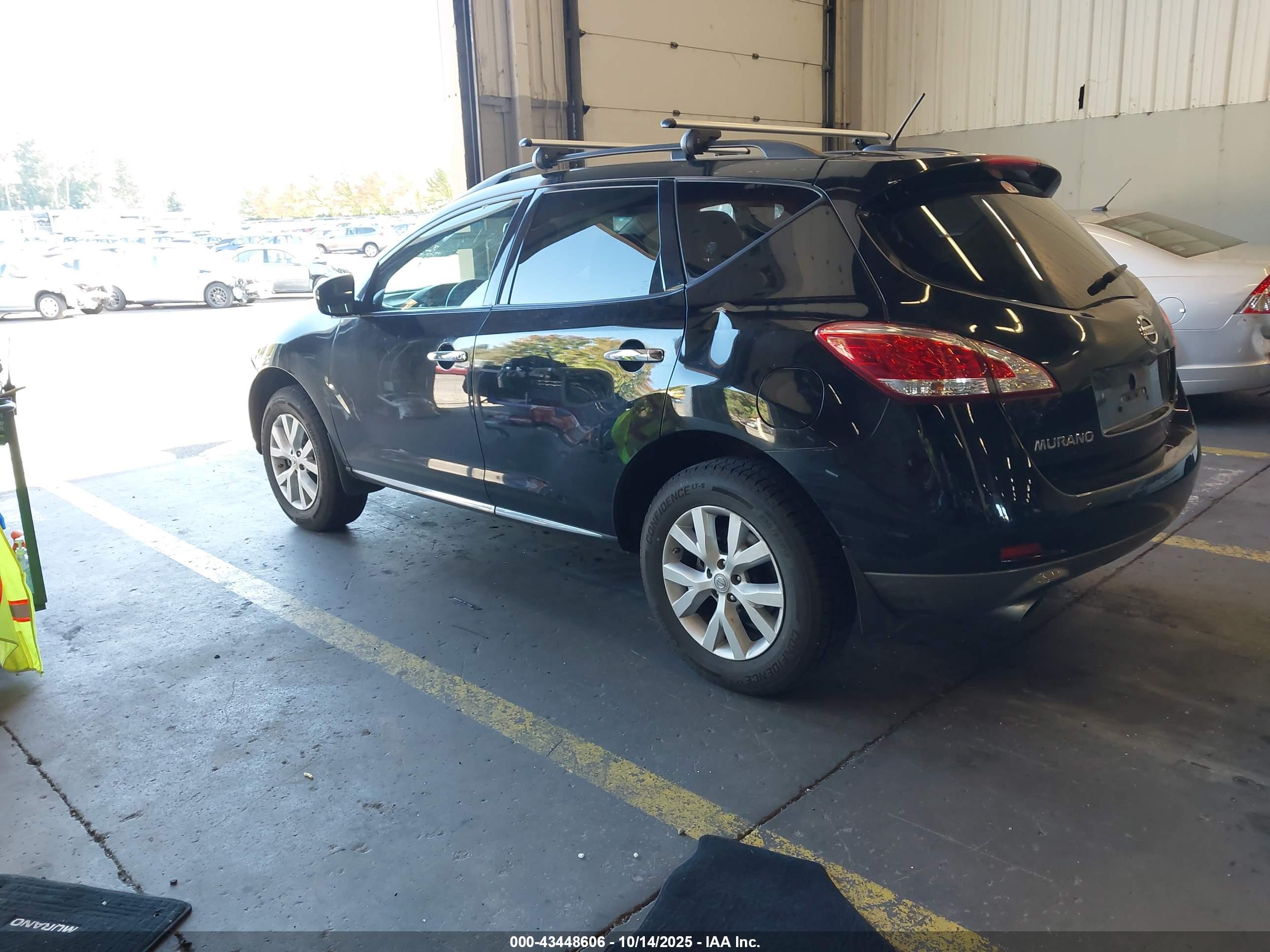 NISSAN MURANO image 3