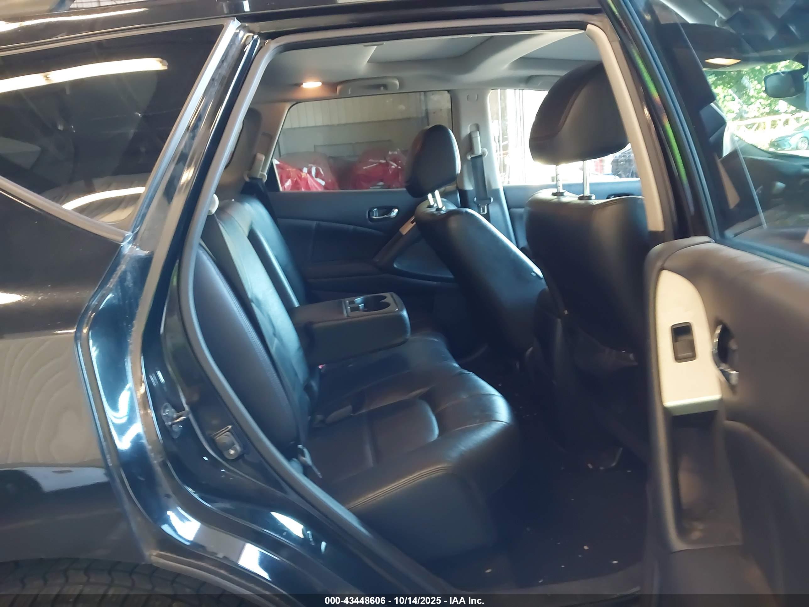 NISSAN MURANO image 8