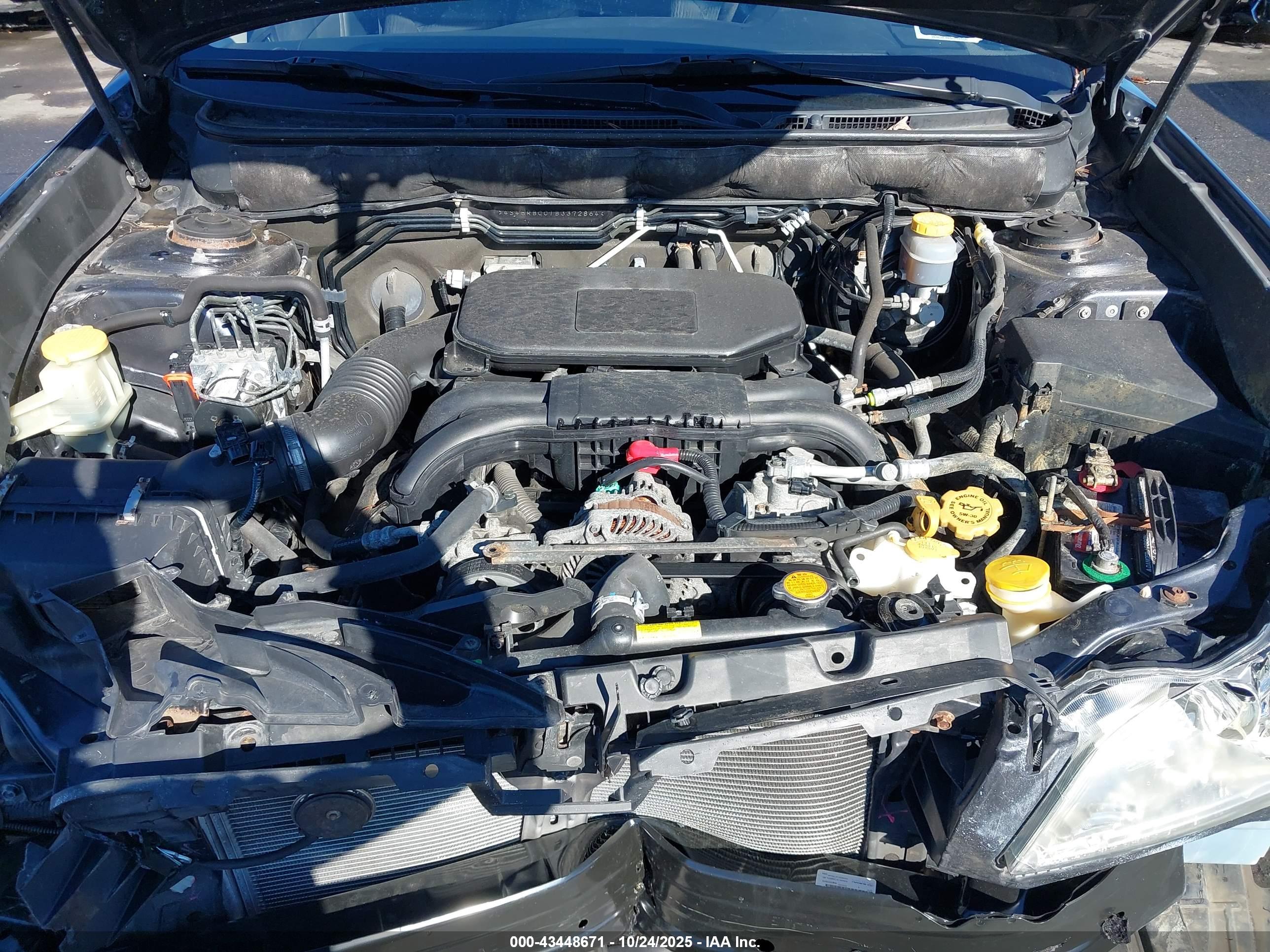 SUBARU OUTBACK image 10
