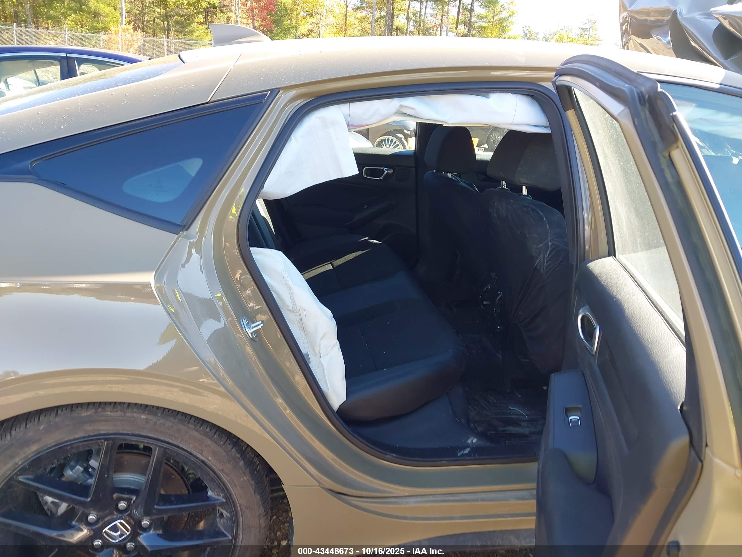 HONDA CIVIC image 8