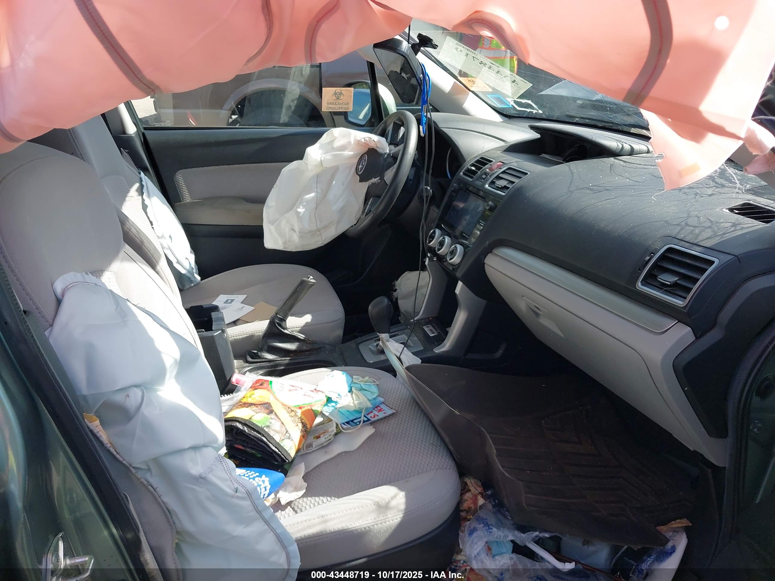SUBARU FORESTER image 5