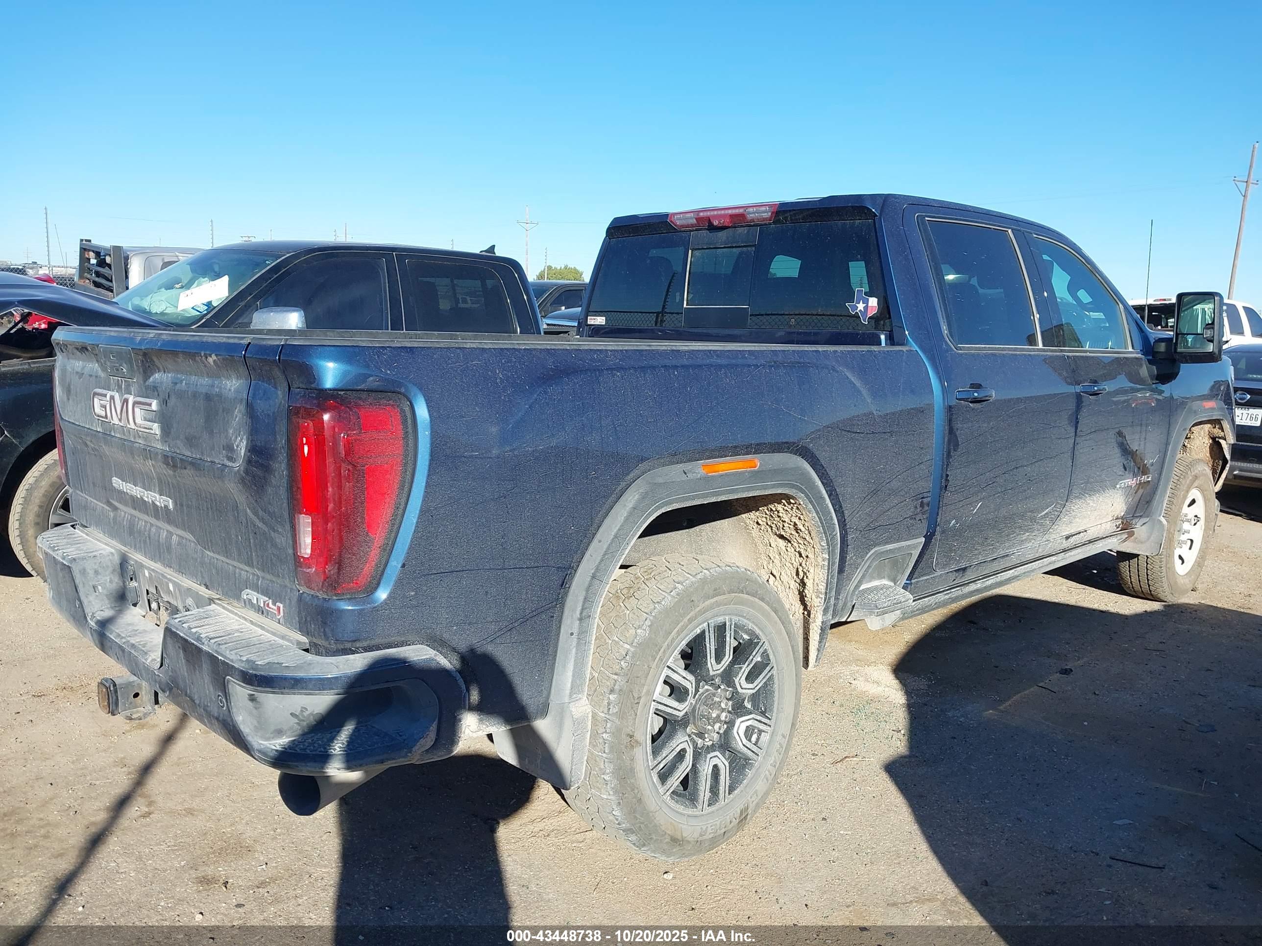 GMC SIERRA image 4