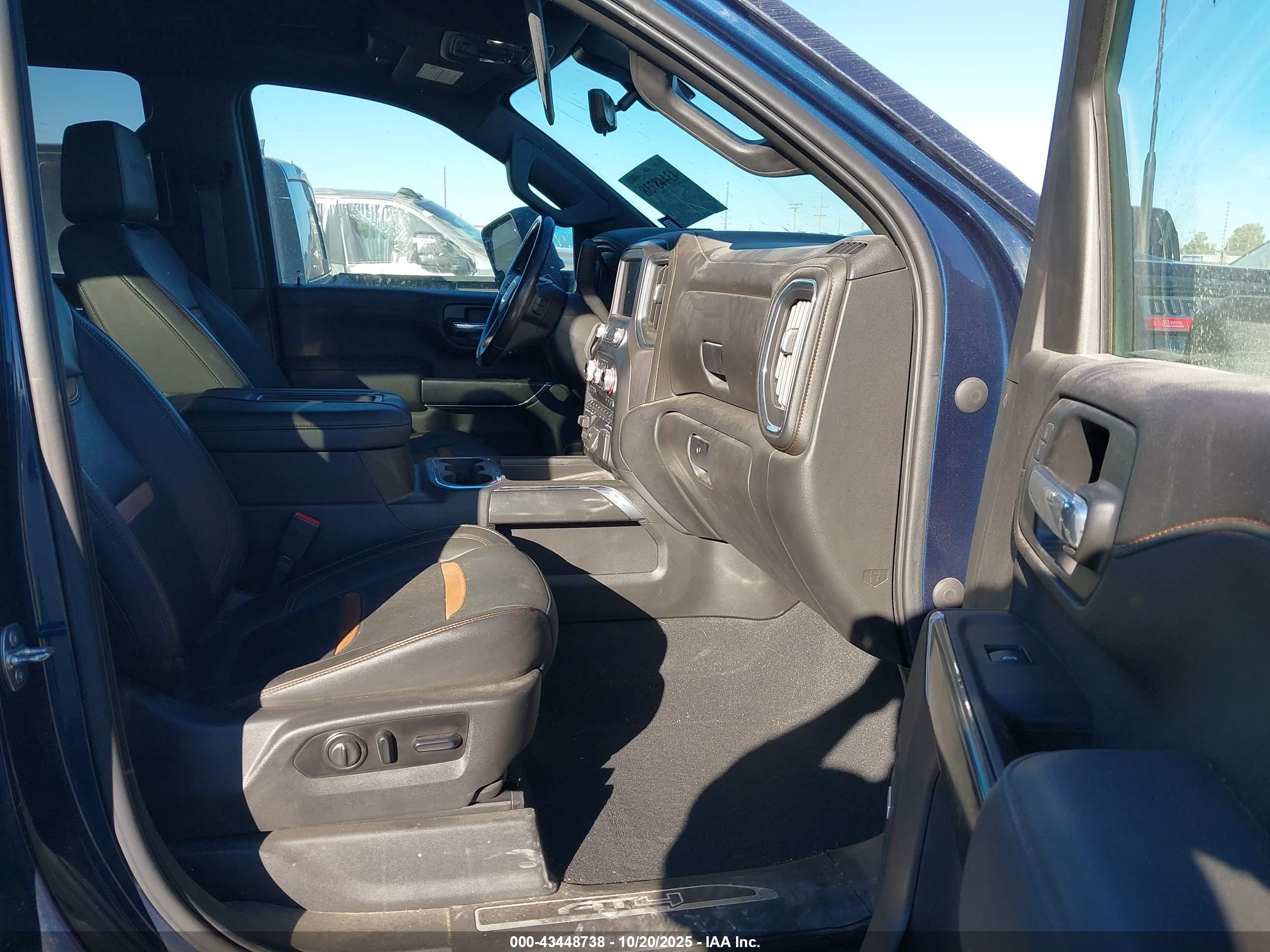 GMC SIERRA image 5