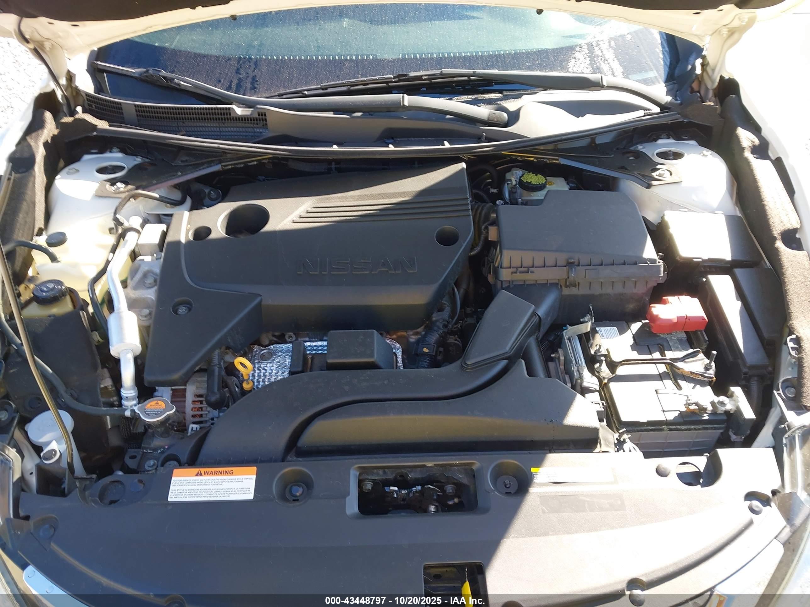 NISSAN ALTIMA image 10