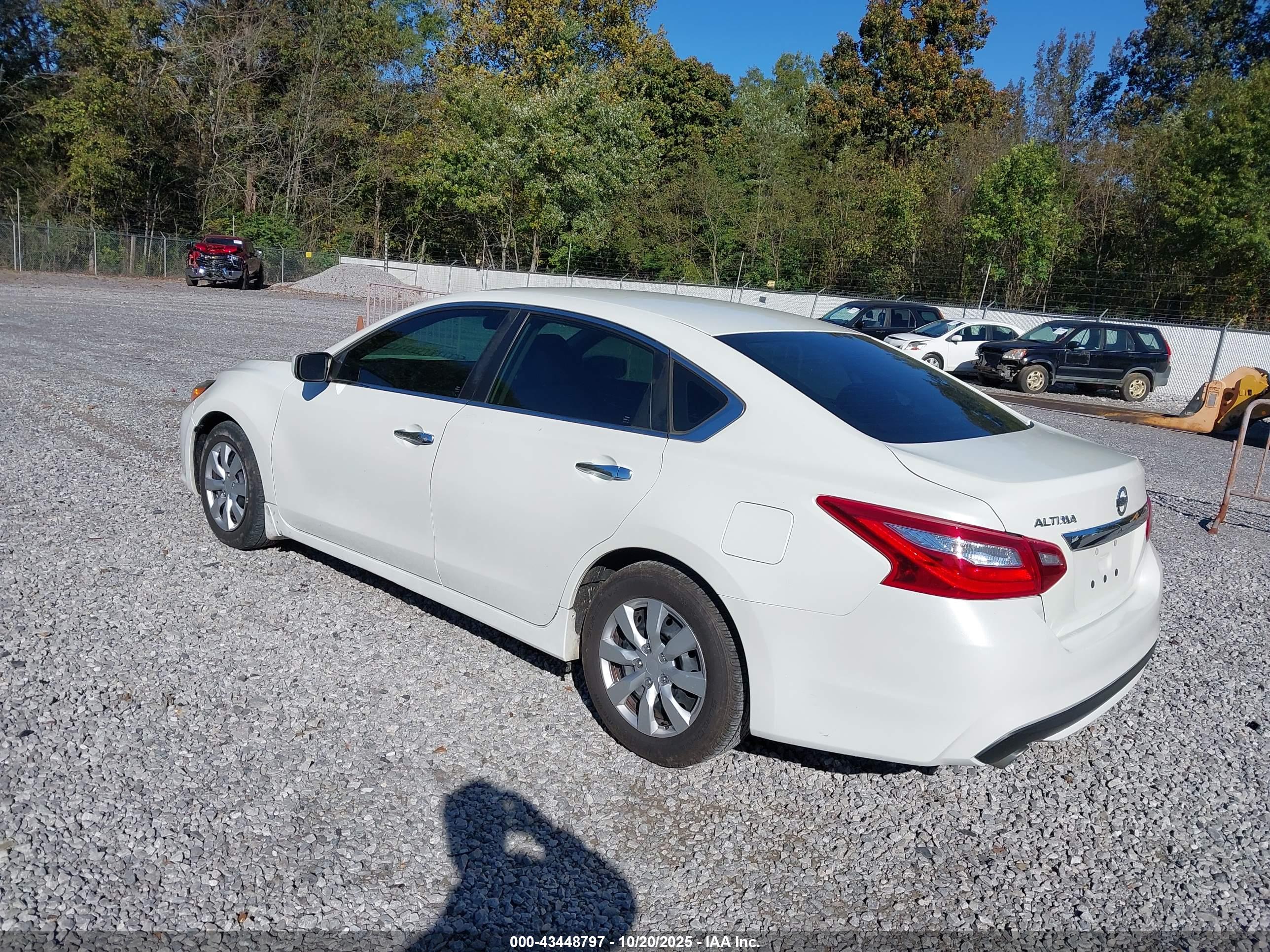 NISSAN ALTIMA image 3