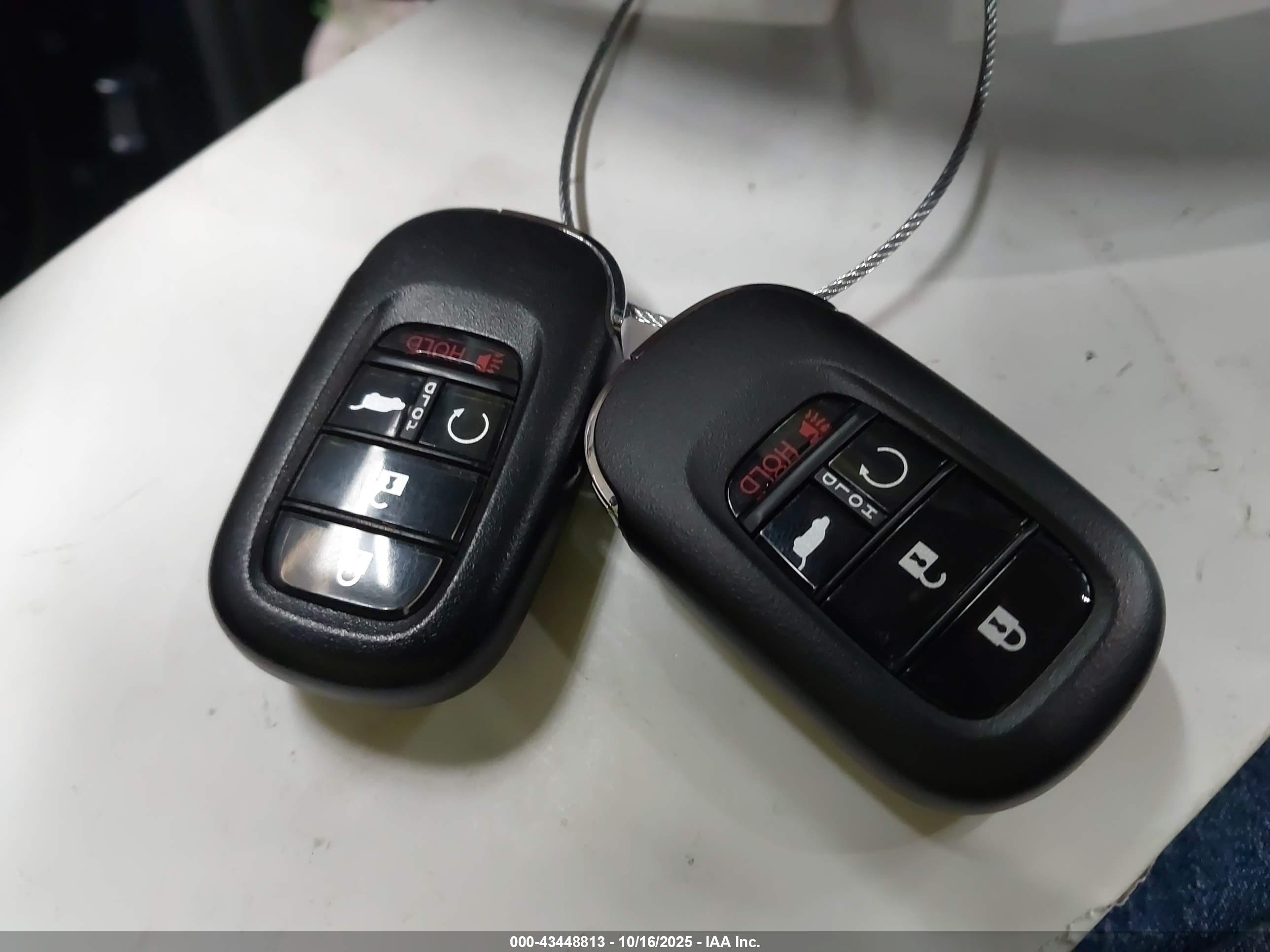 HONDA CR-V image 11