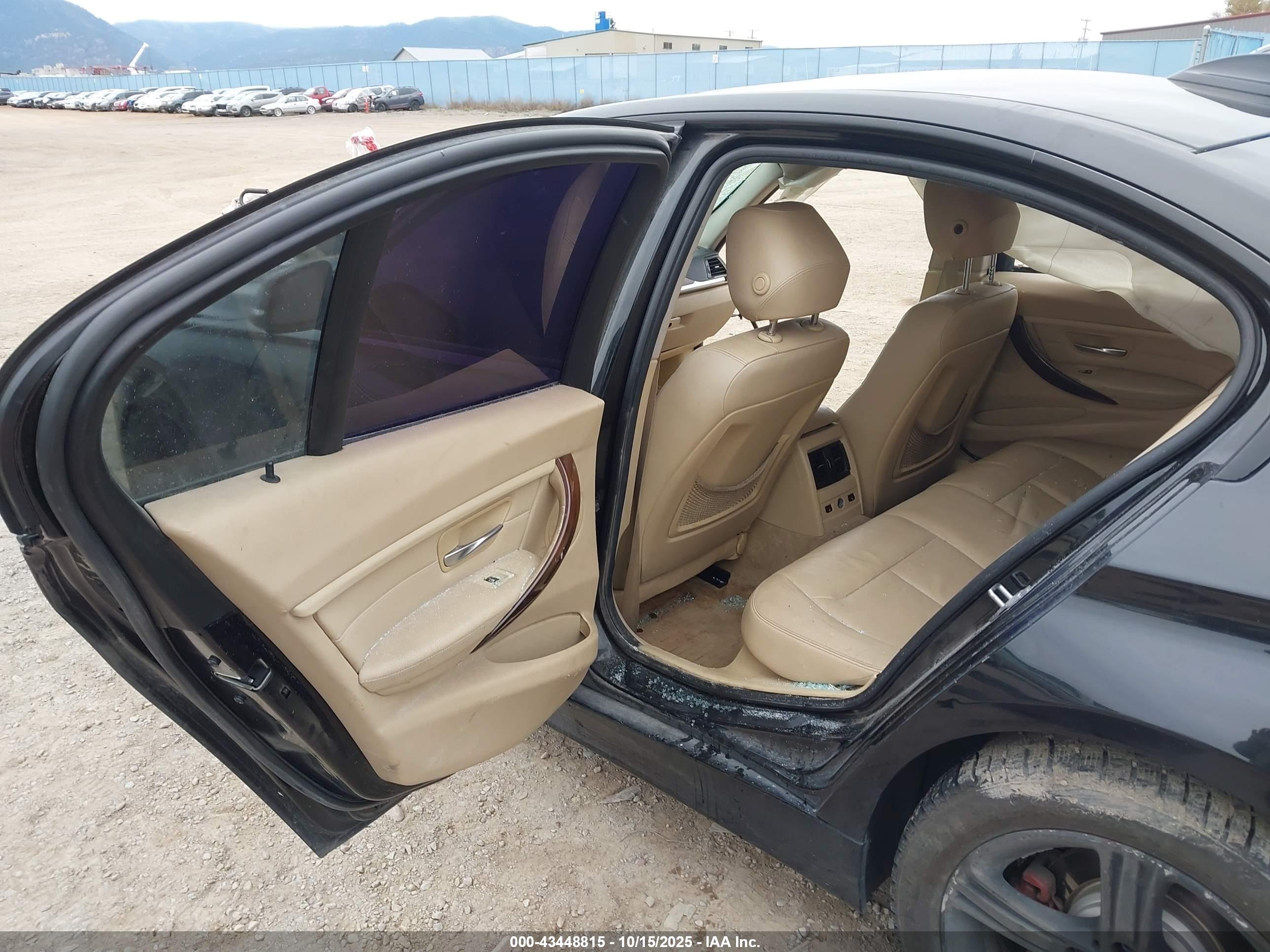 BMW 328I image 8
