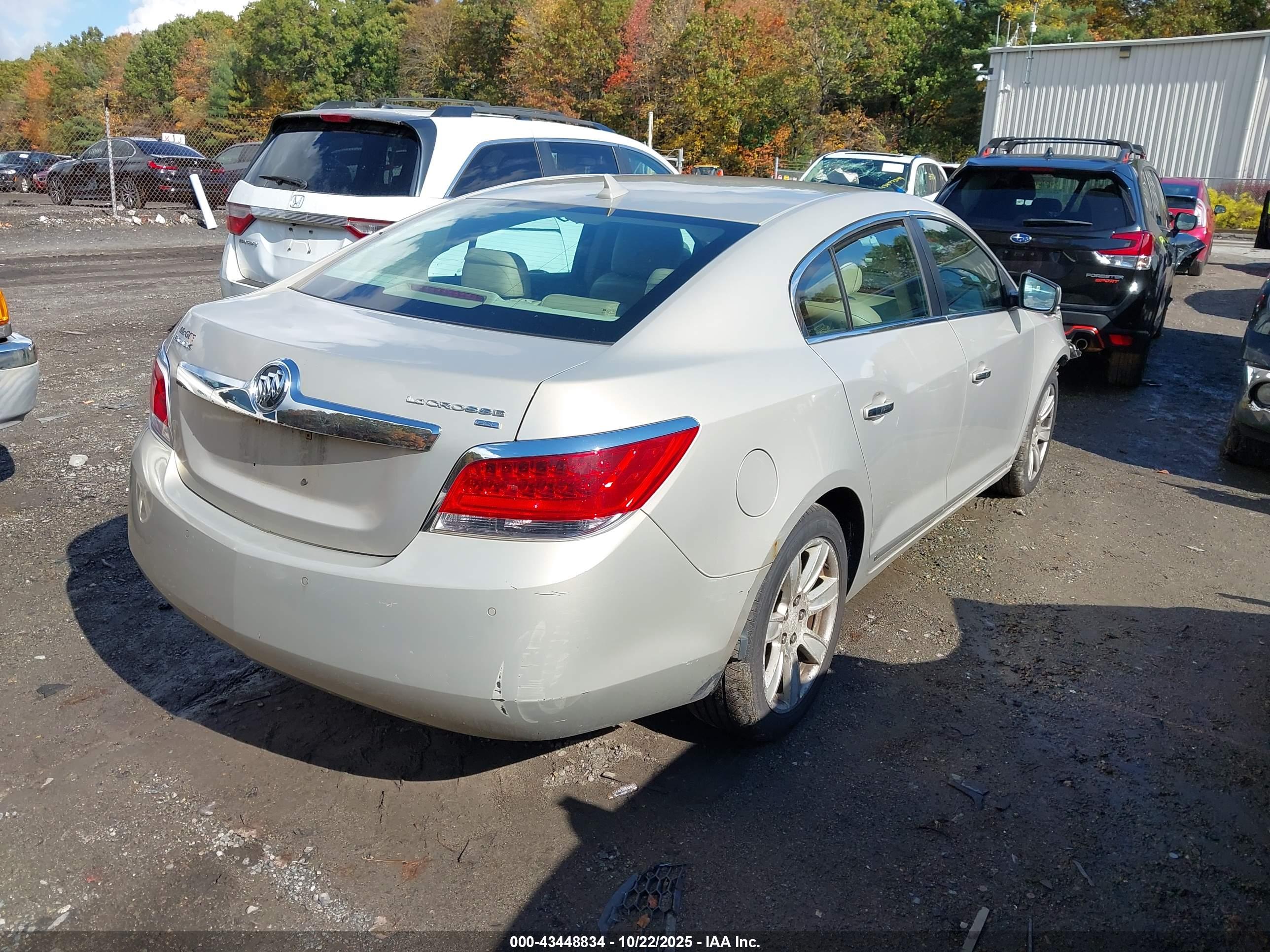 BUICK LACROSSE image 4