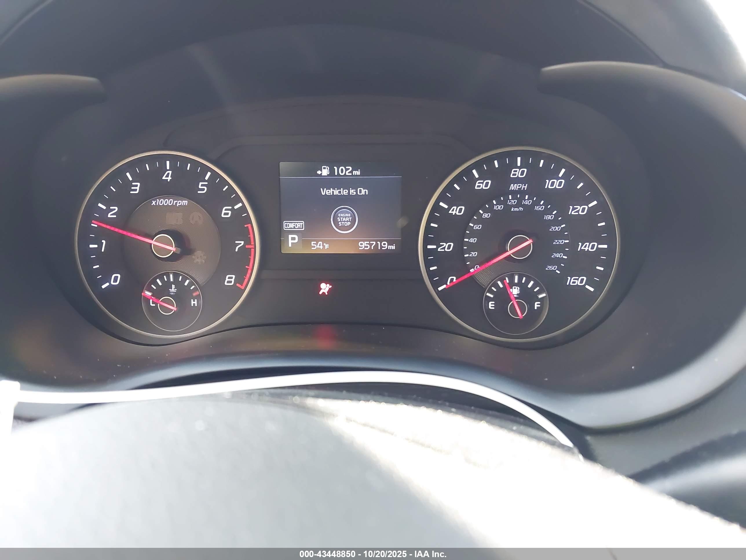 KIA STINGER image 7