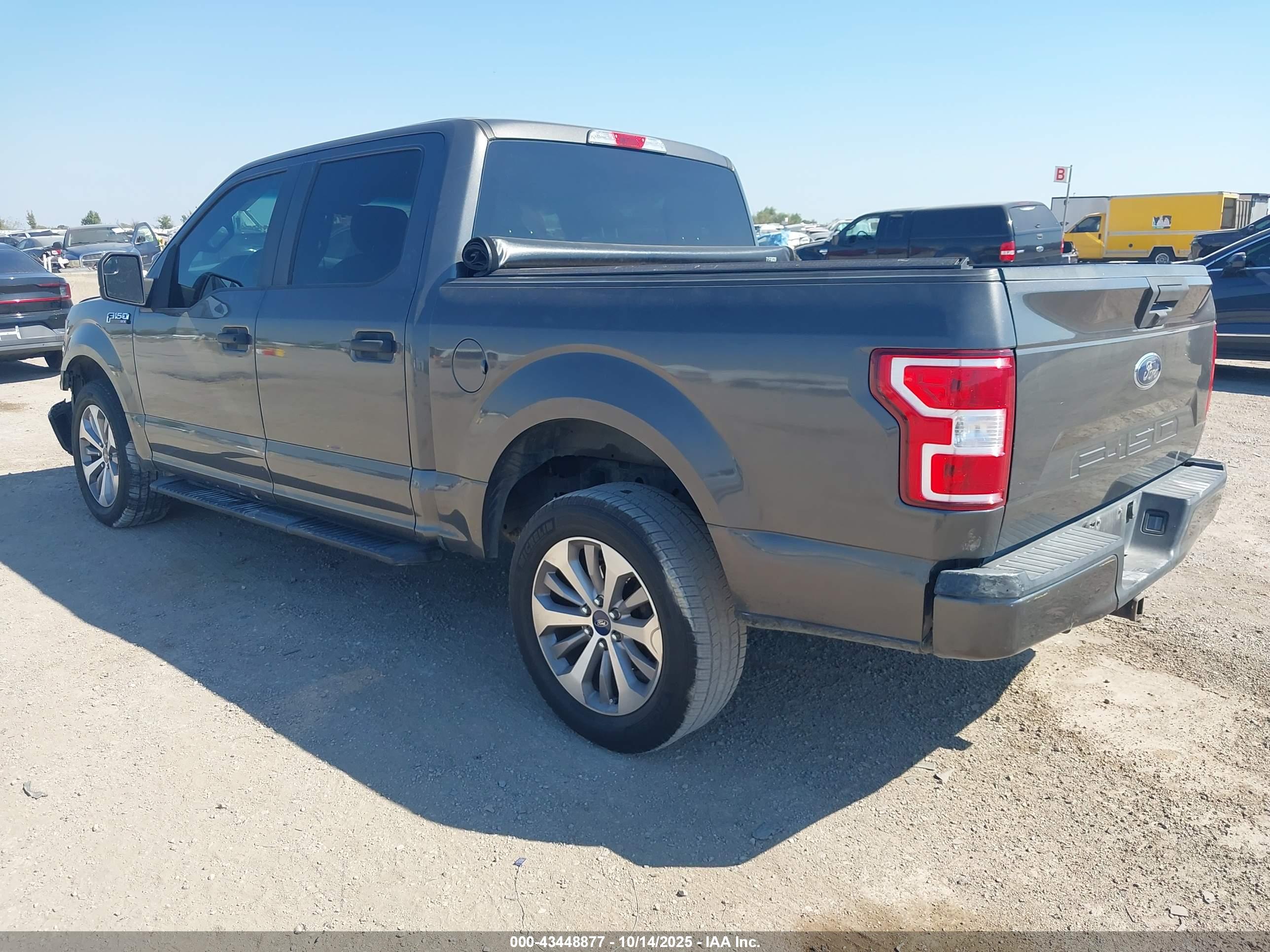 FORD F-150 image 3