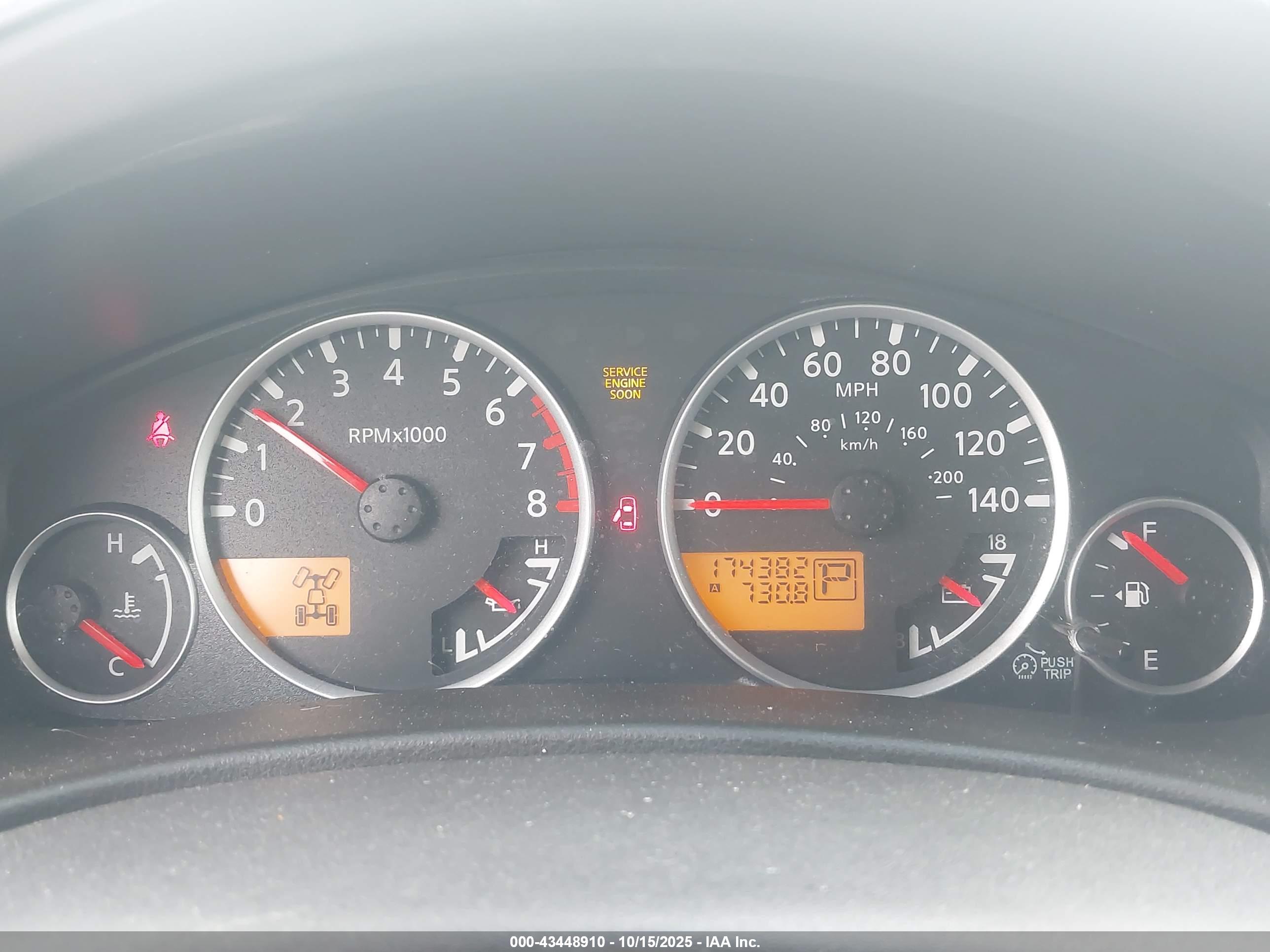 NISSAN PATHFINDER image 7