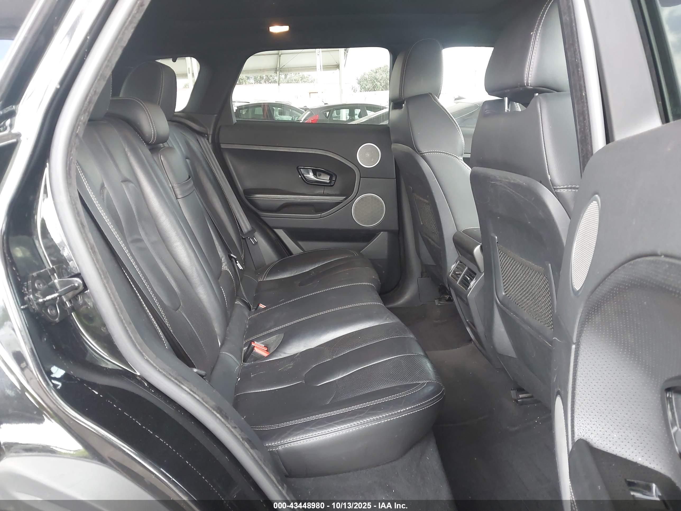 LAND ROVER image 8