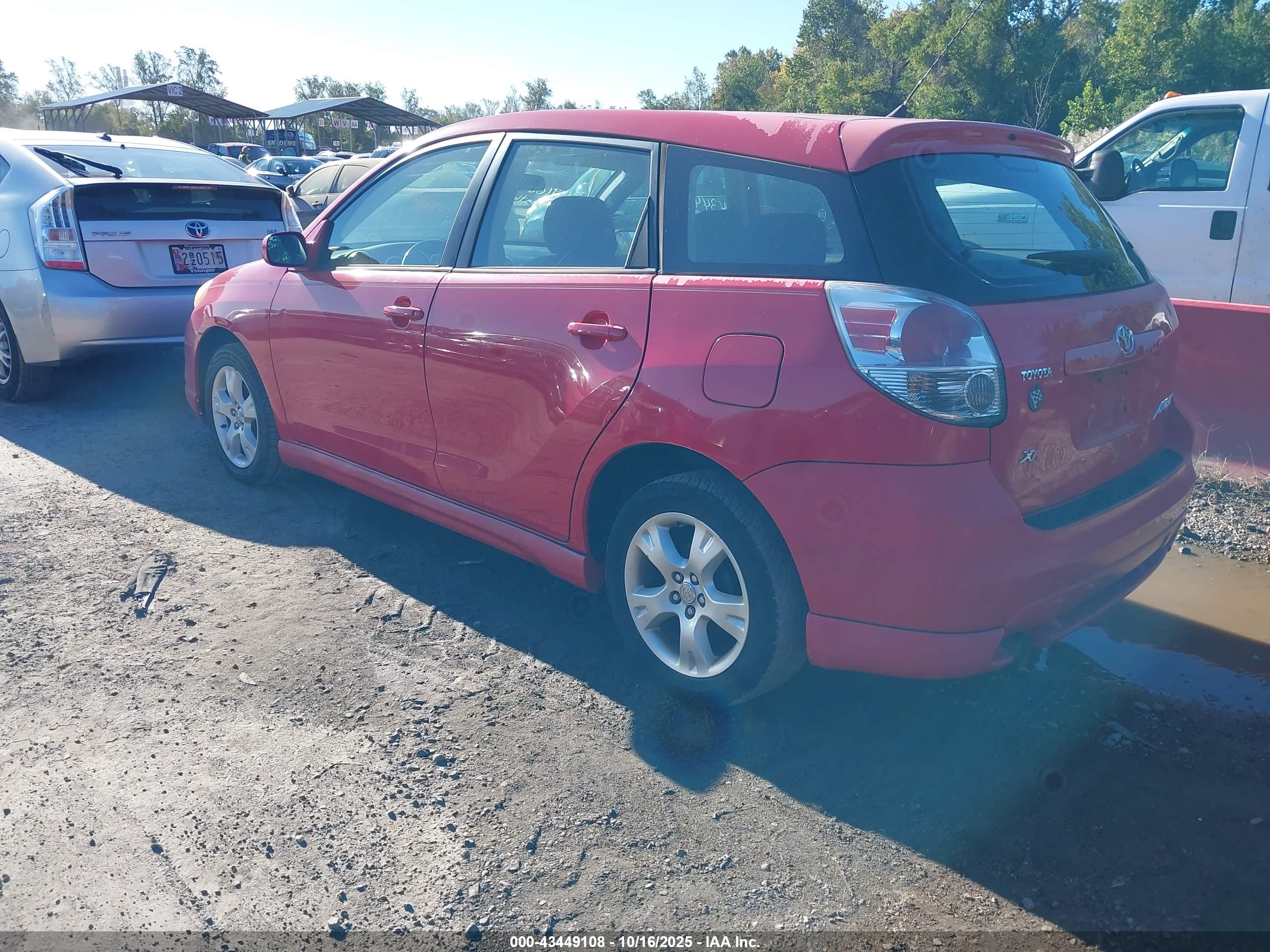 TOYOTA MATRIX image 3