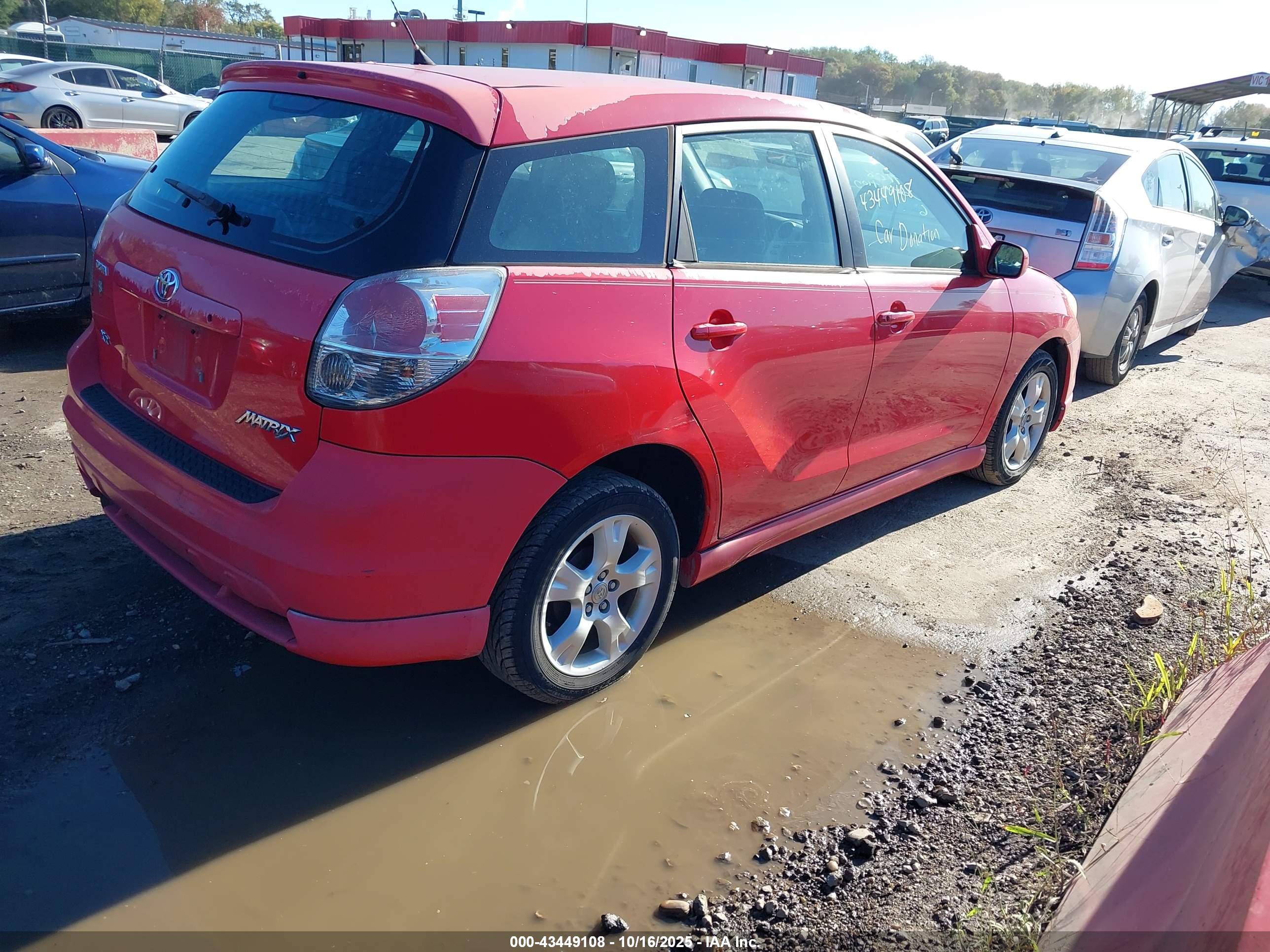 TOYOTA MATRIX image 4