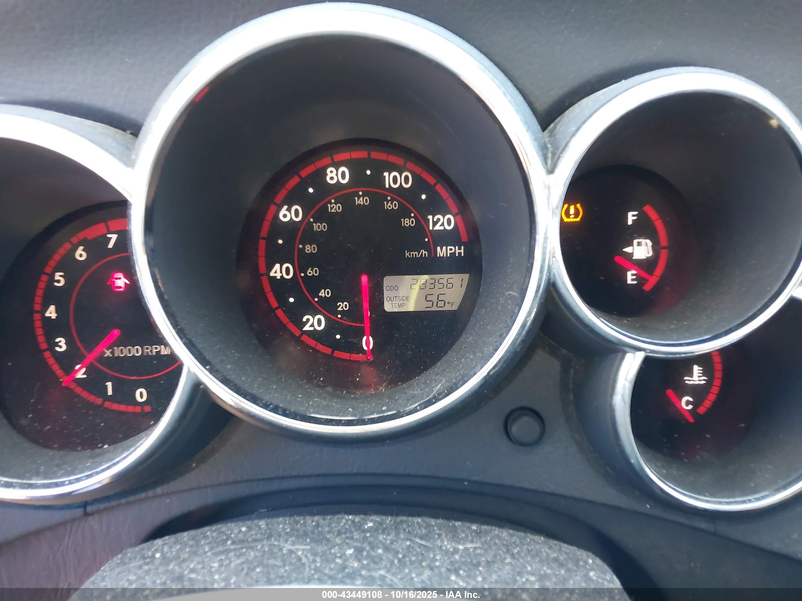 TOYOTA MATRIX image 7