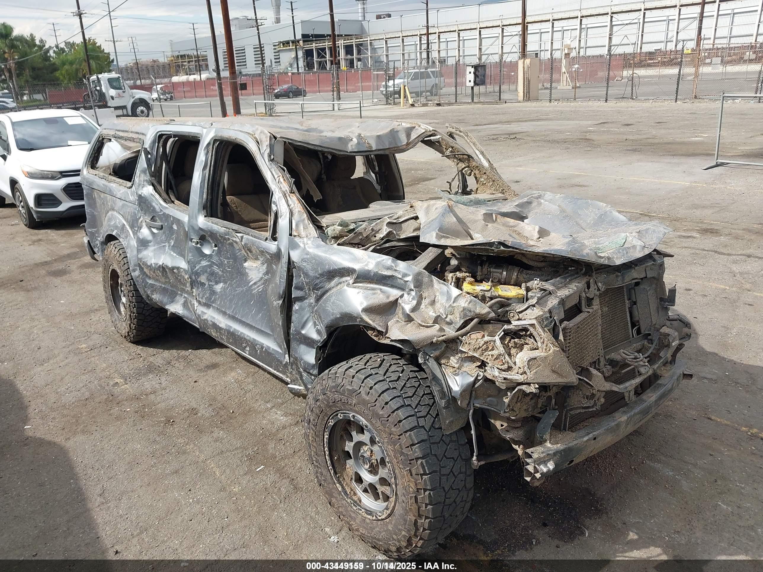 NISSAN FRONTIER image 6