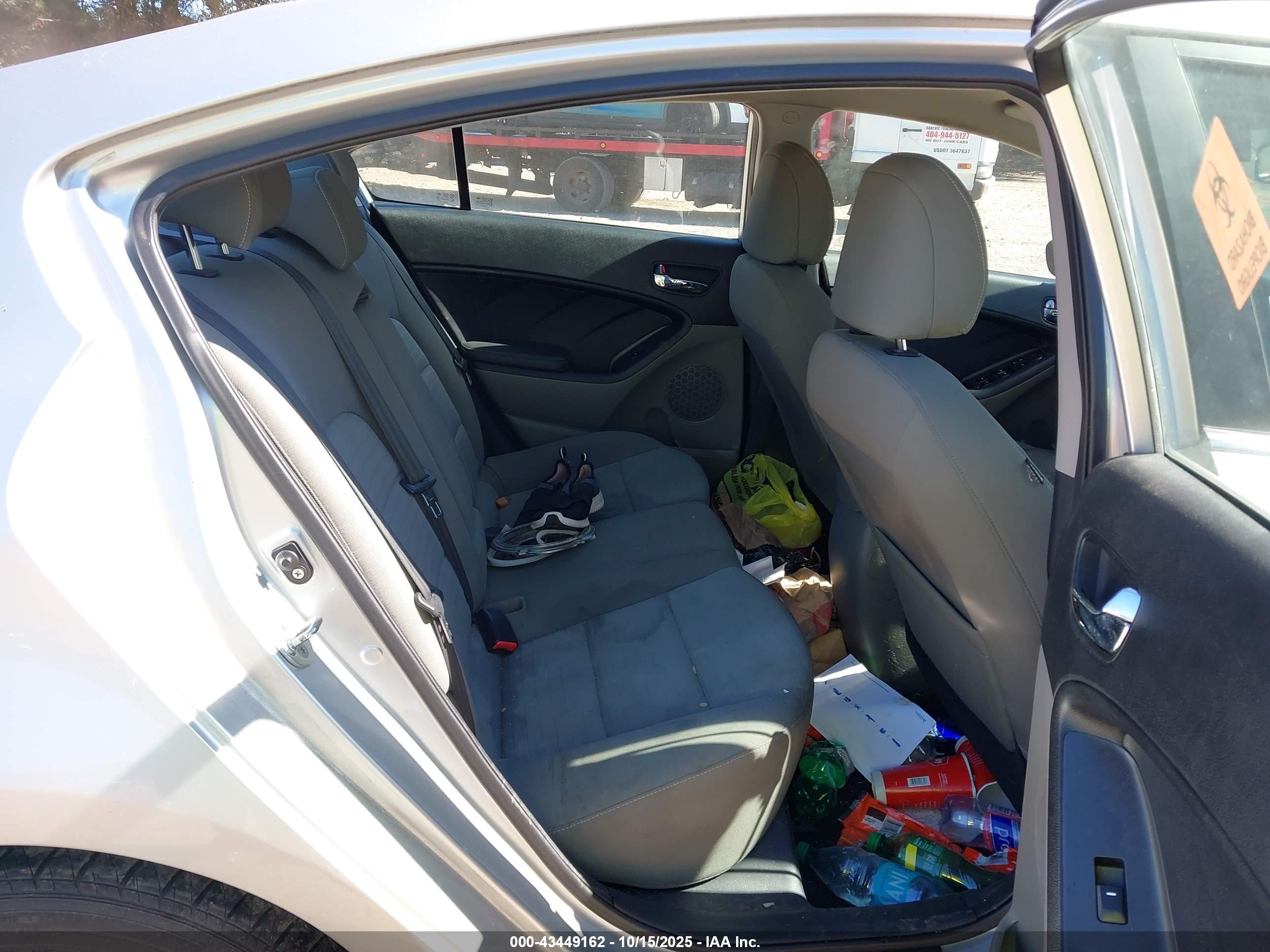 KIA FORTE image 8