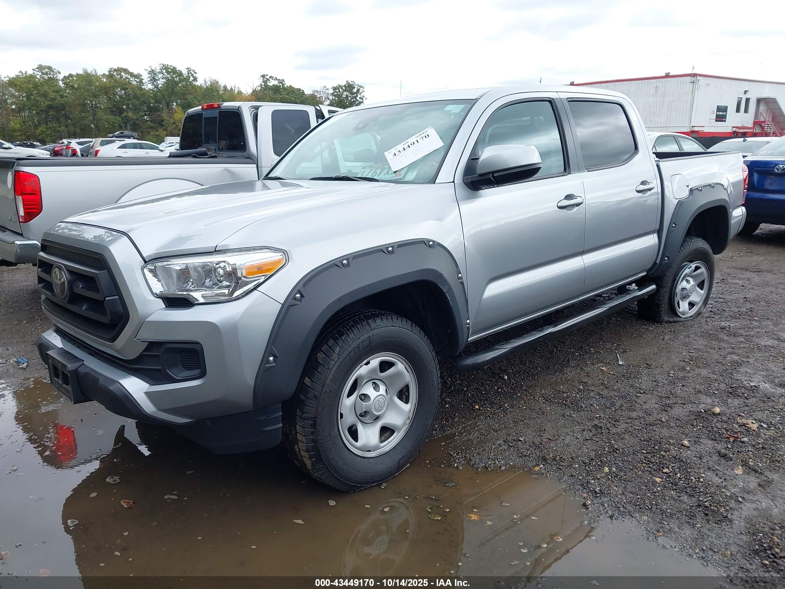 TOYOTA TACOMA image 2