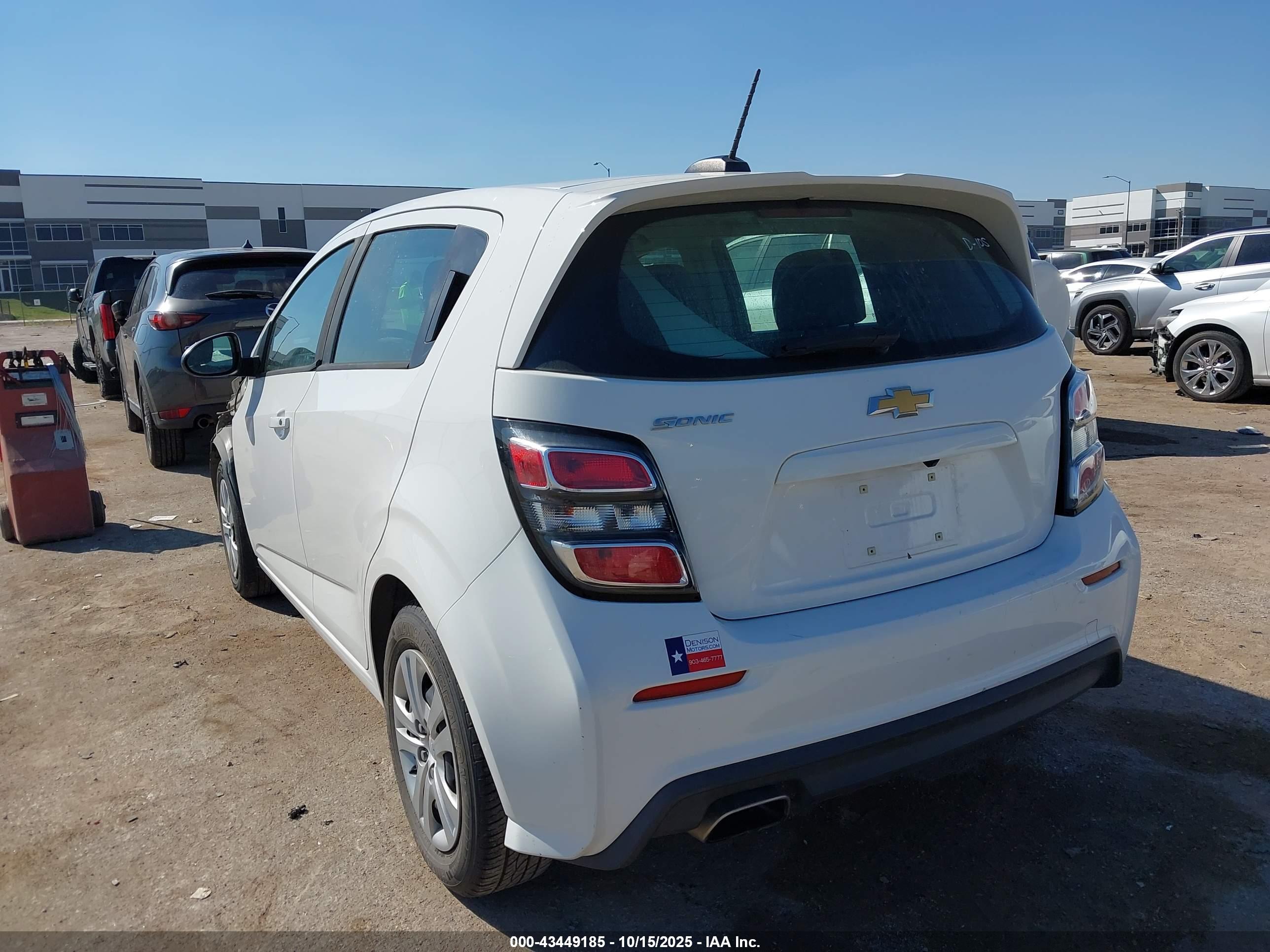 CHEVROLET SONIC image 3