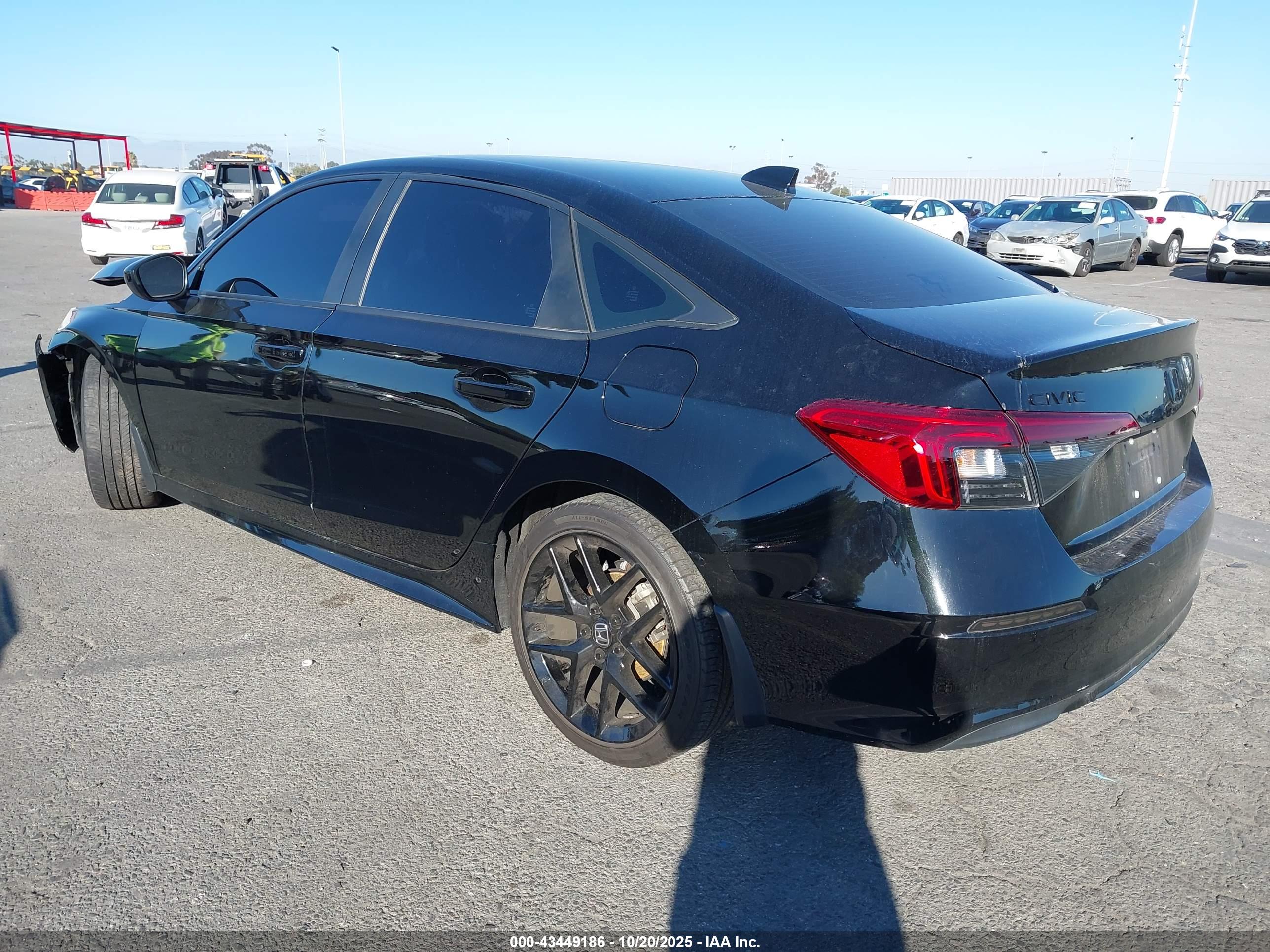 HONDA CIVIC image 3