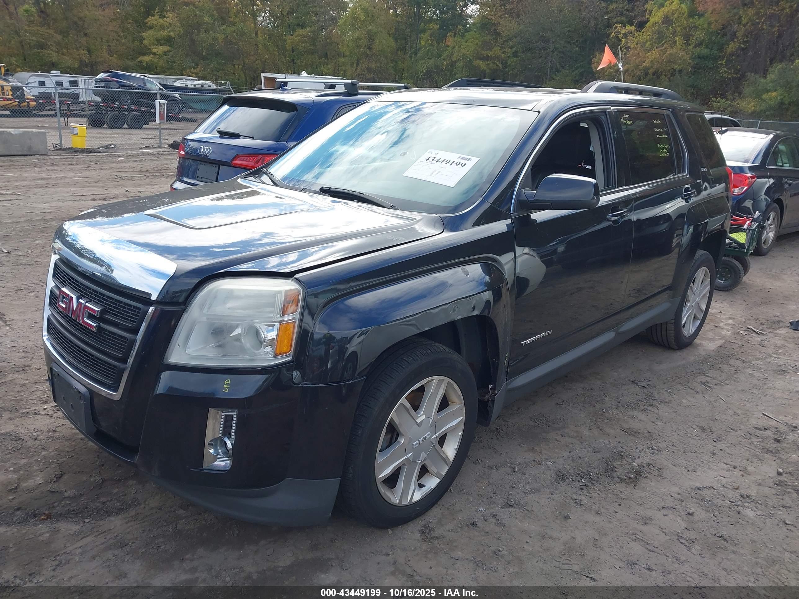 GMC TERRAIN image 2