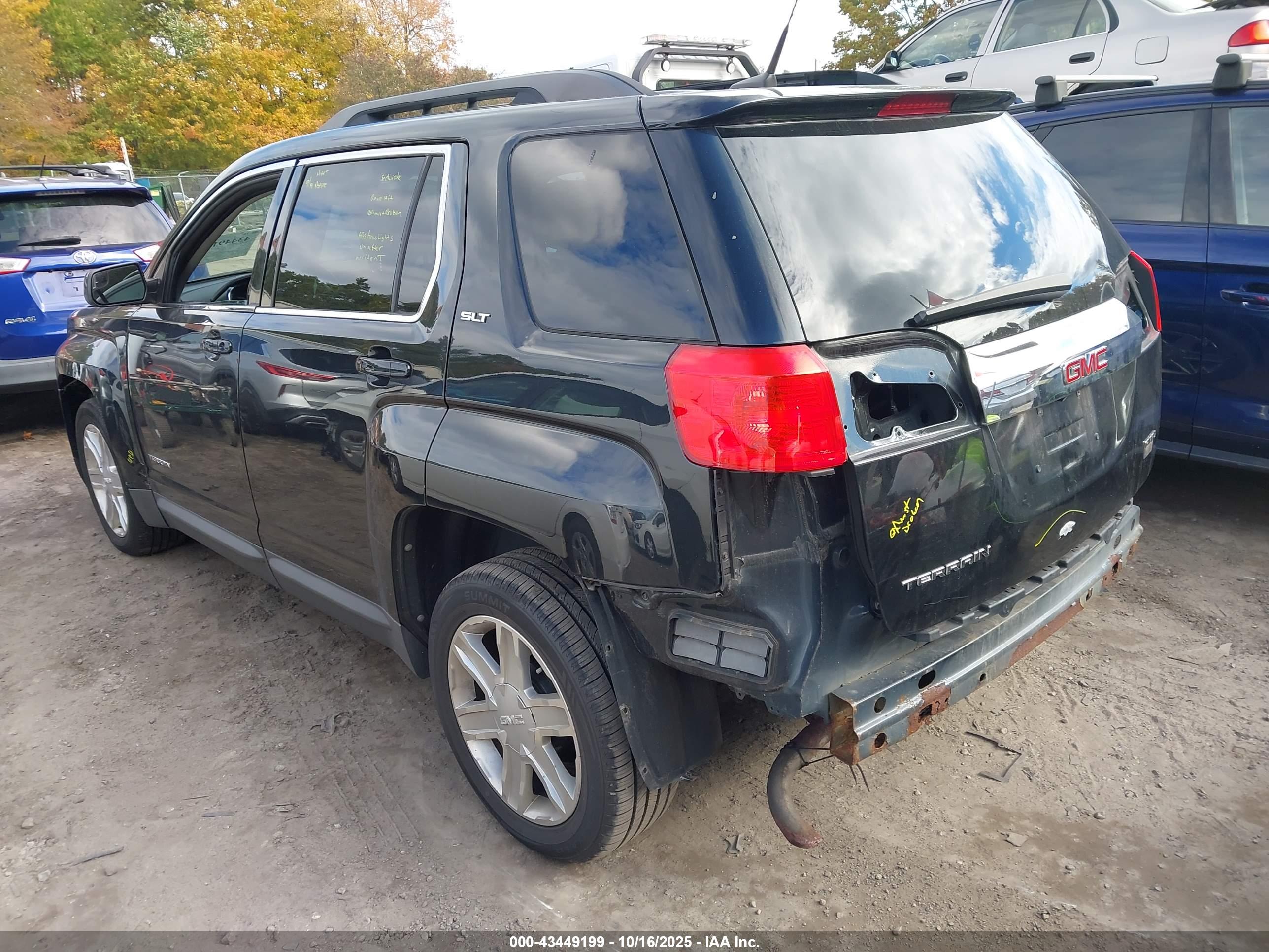 GMC TERRAIN image 3