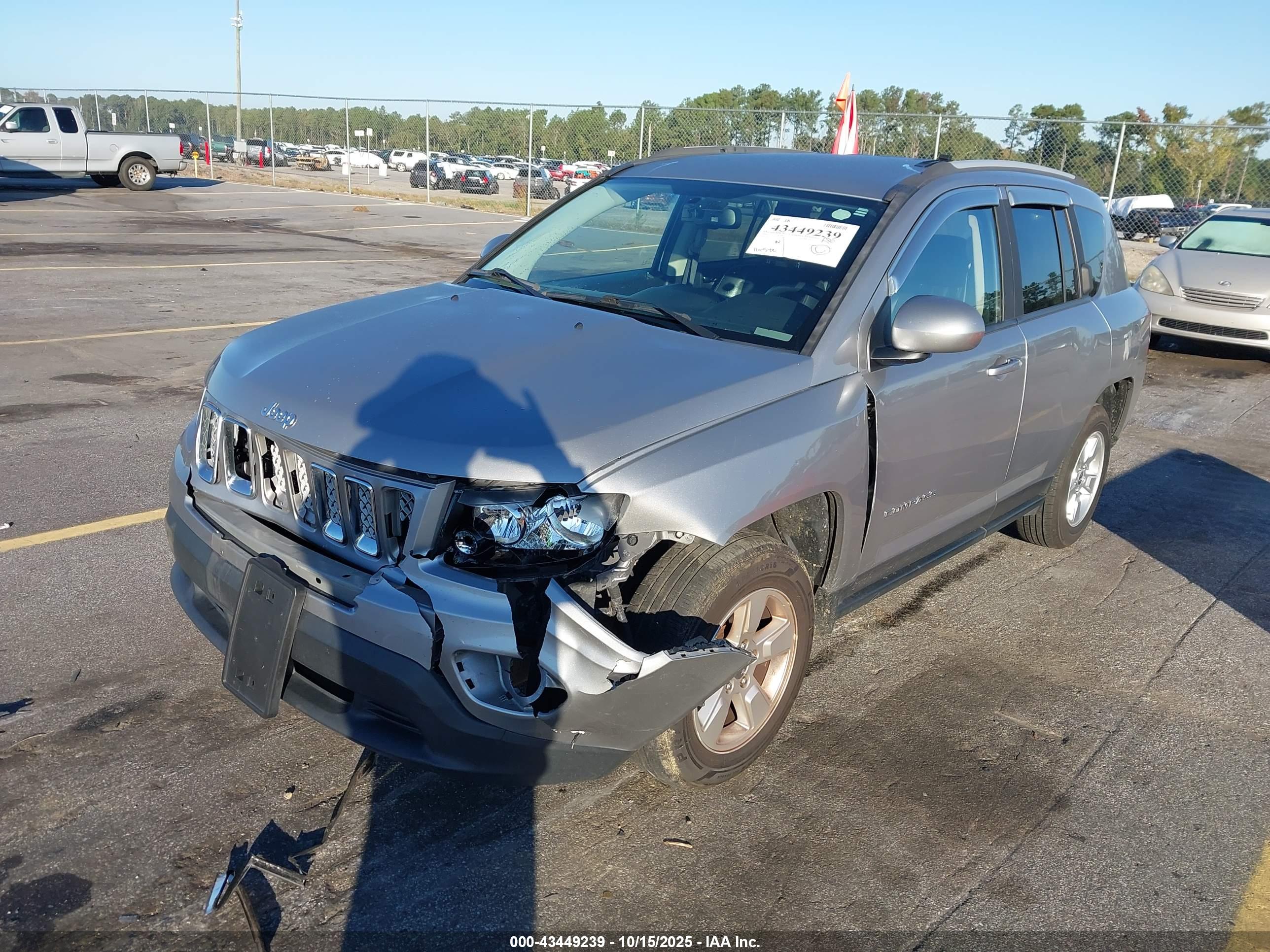 JEEP COMPASS image 2