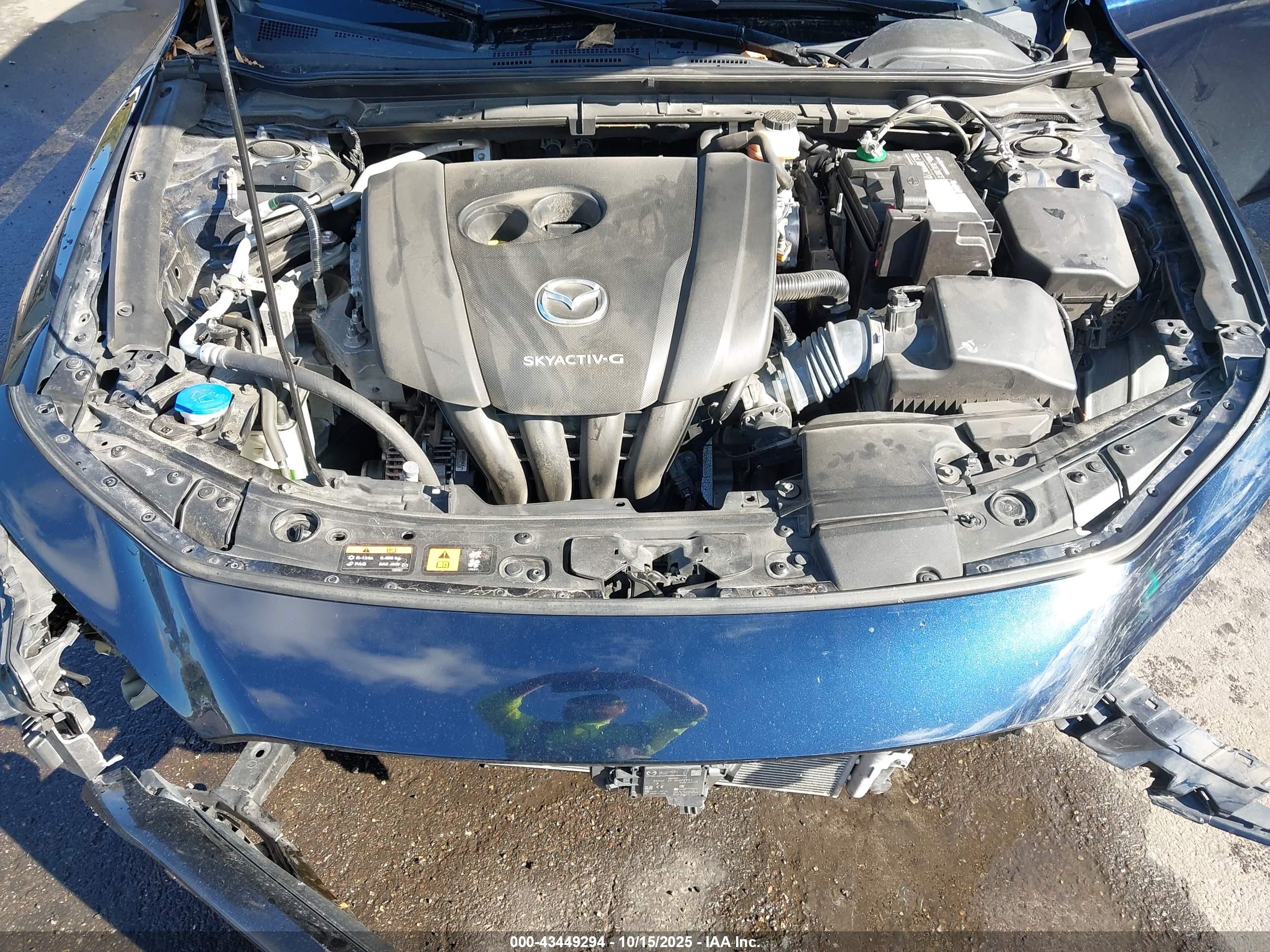MAZDA MAZDA3 image 10