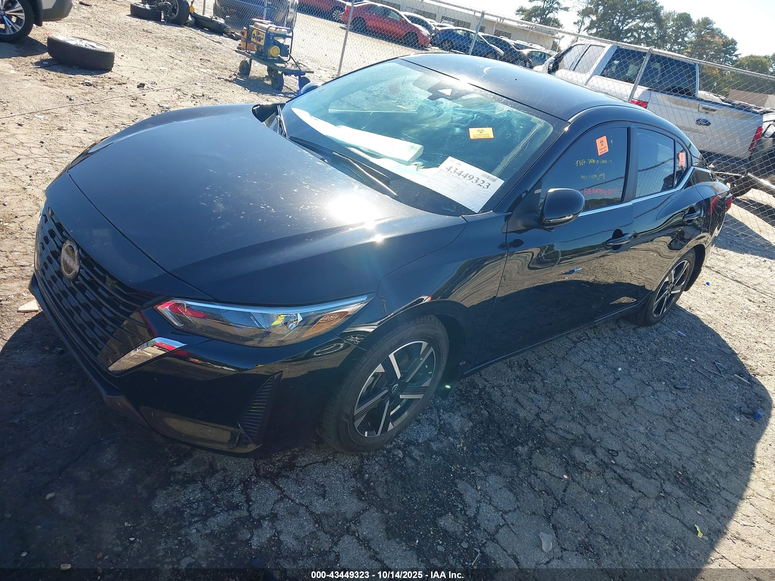 NISSAN SENTRA image 2