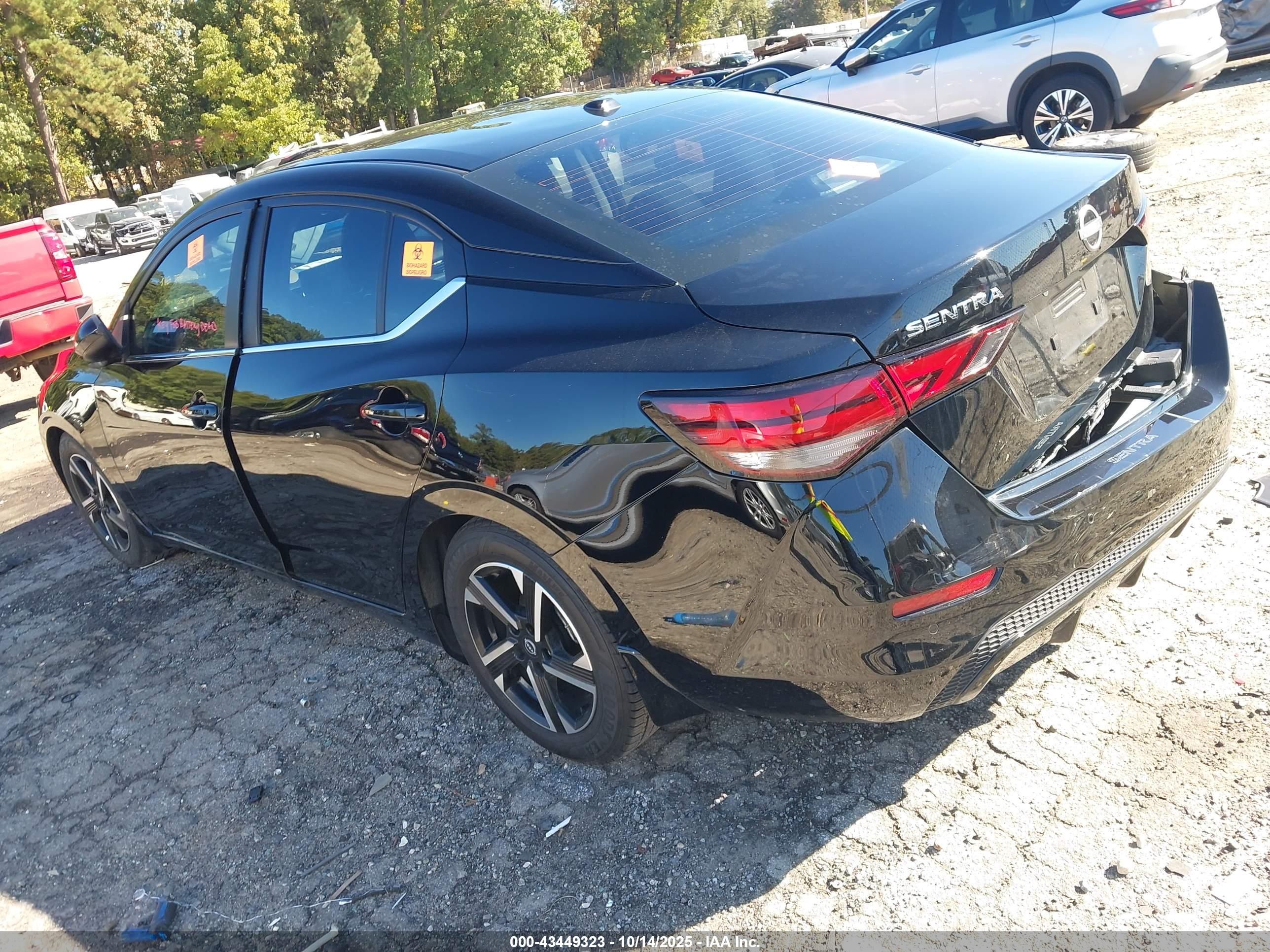 NISSAN SENTRA image 3