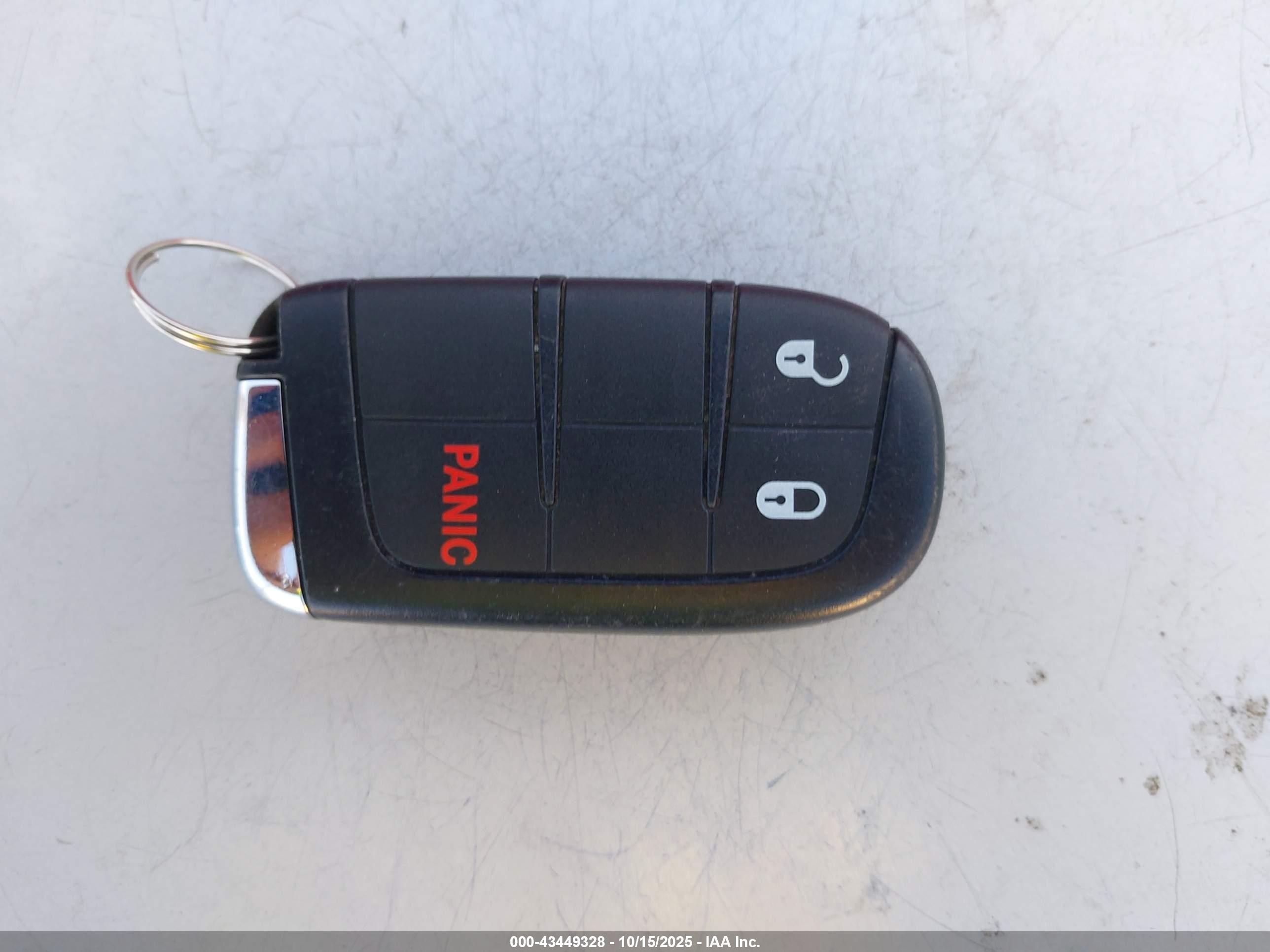 JEEP RENEGADE image 11