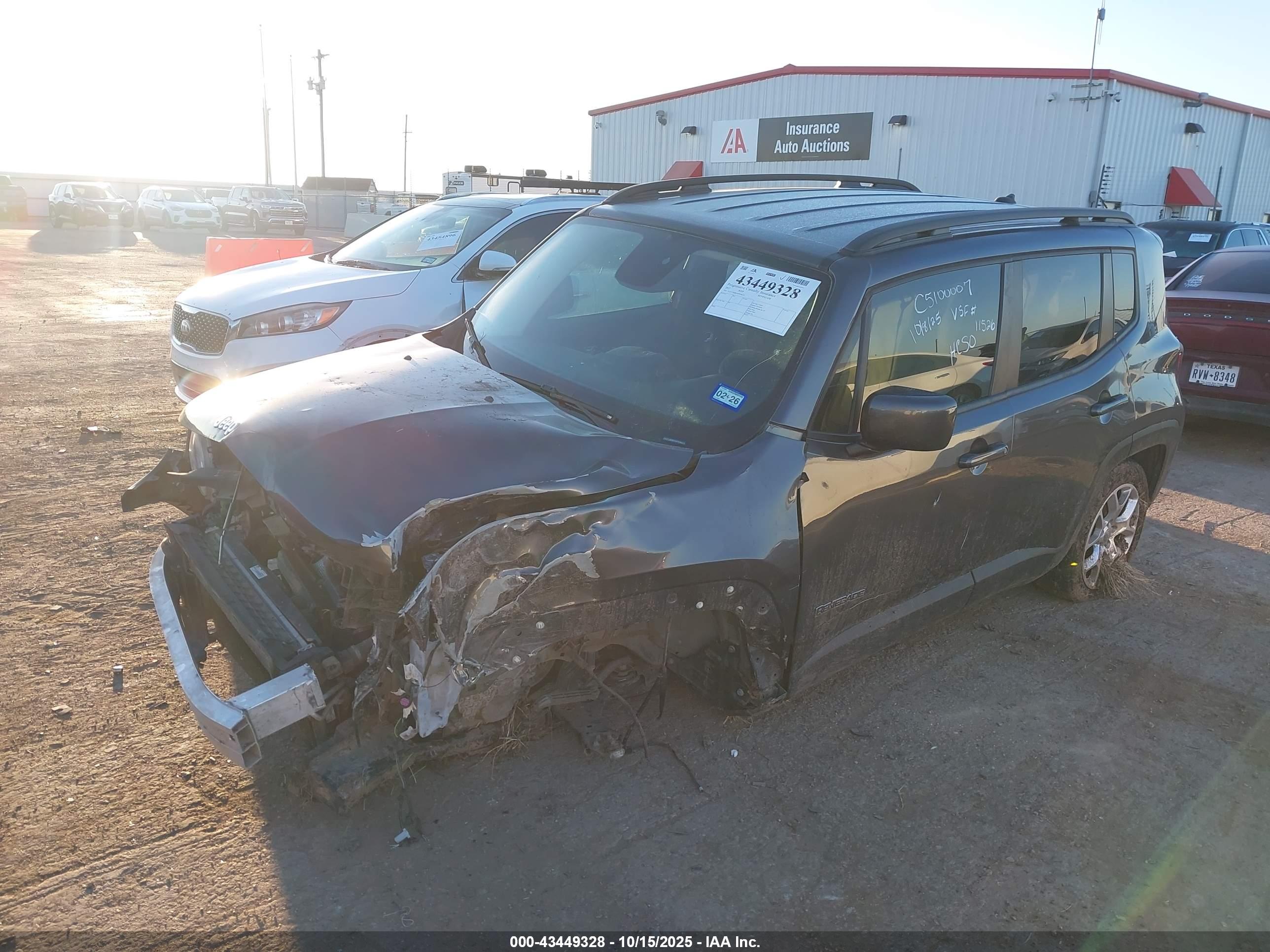 JEEP RENEGADE image 2