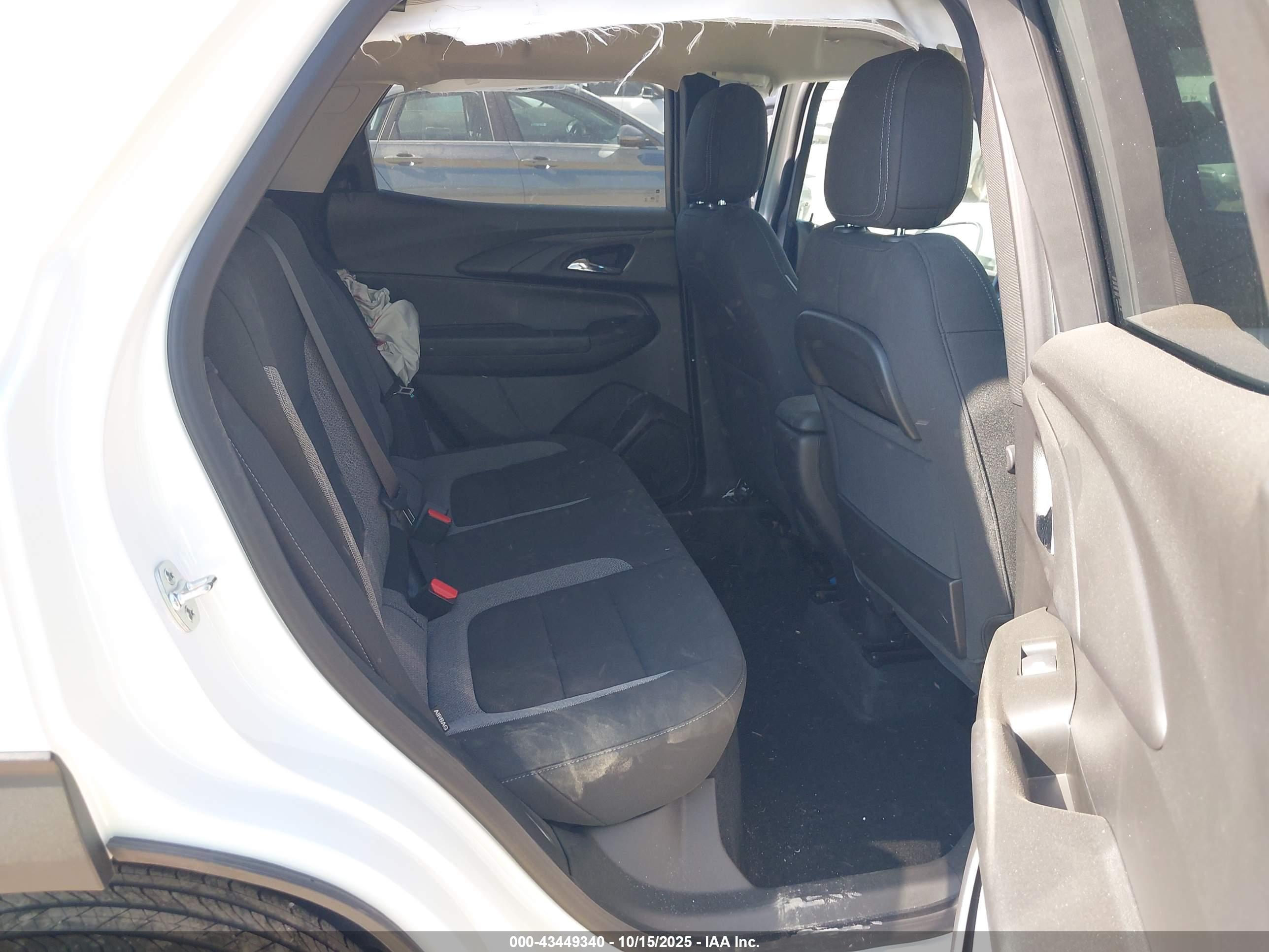 CHEVROLET TRAILBLAZER image 8