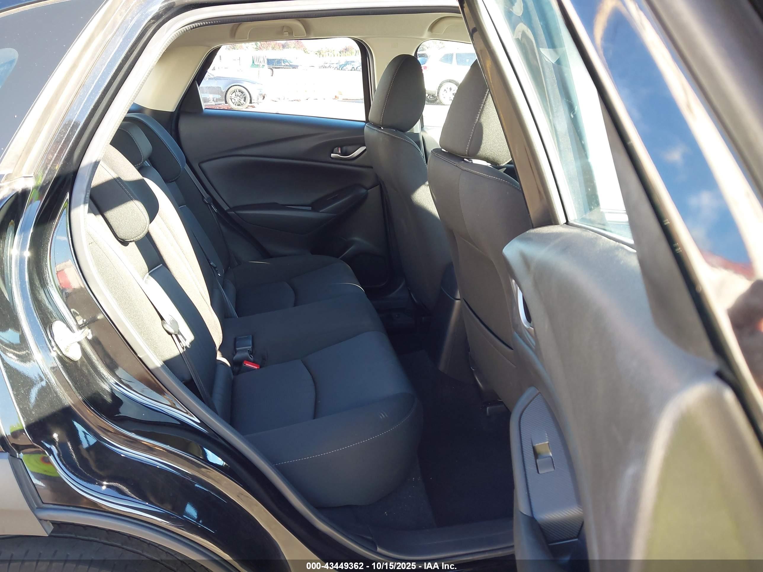 MAZDA CX-3 image 8