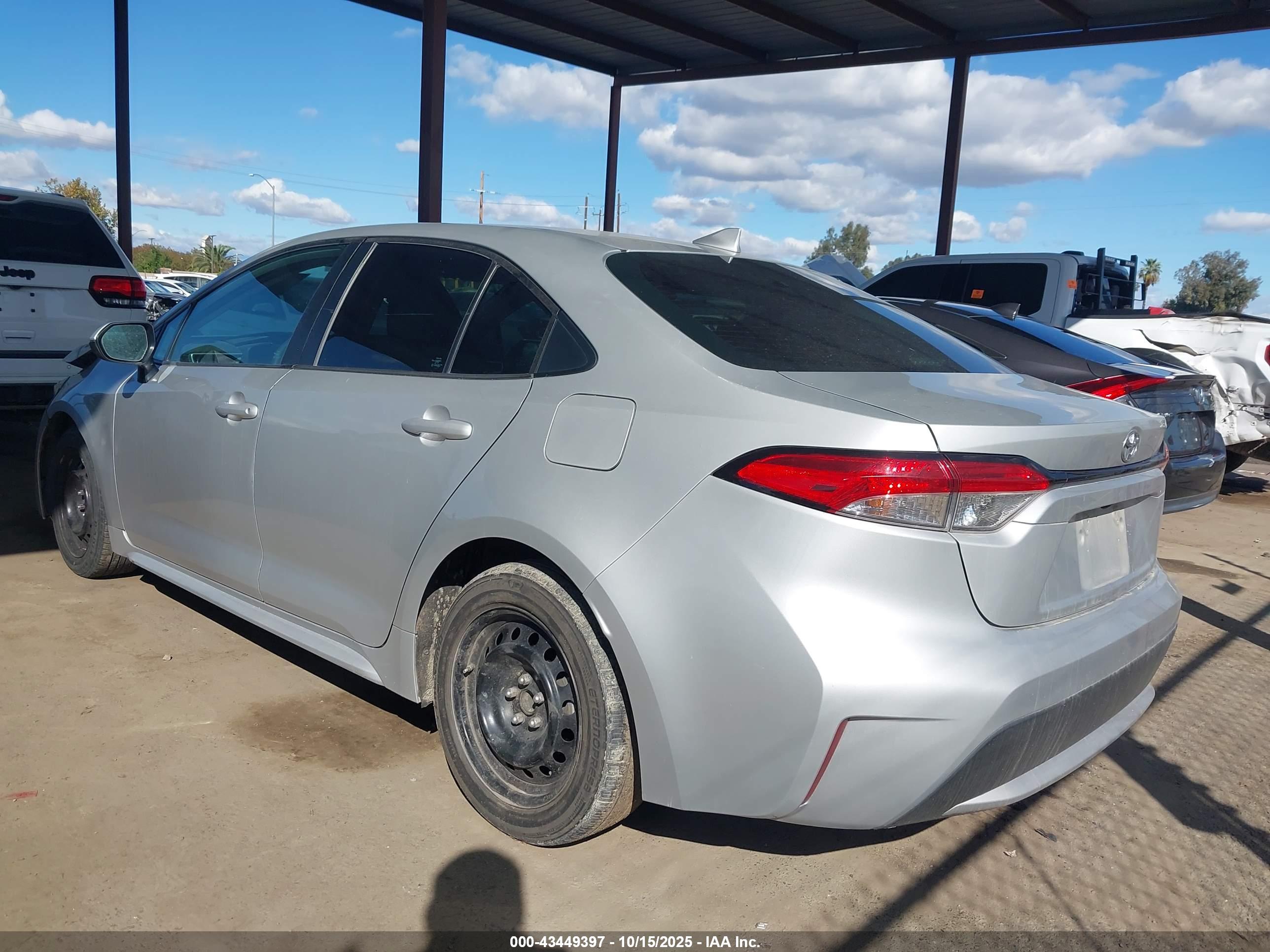 TOYOTA COROLLA image 3