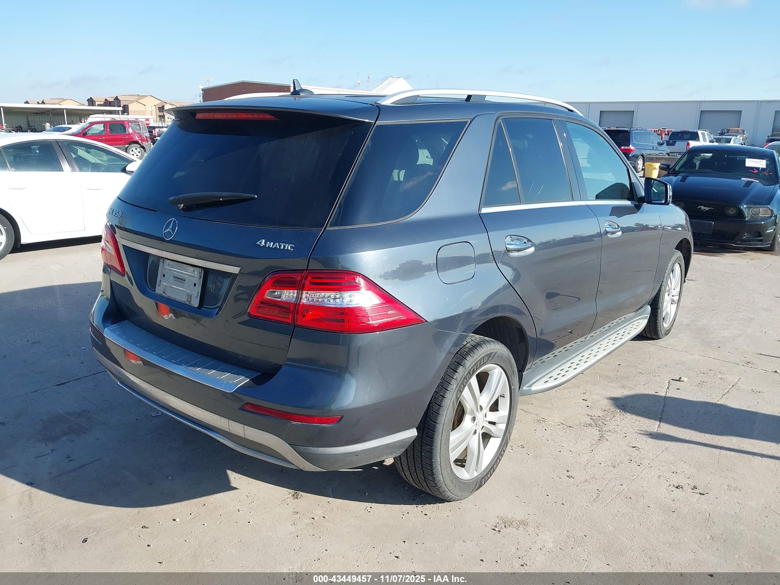 MERCEDES-BENZ ML image 4