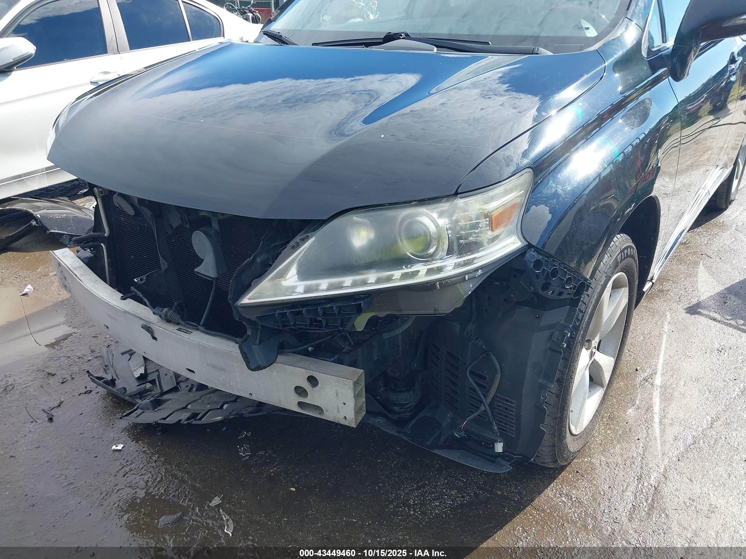 LEXUS RX image 6