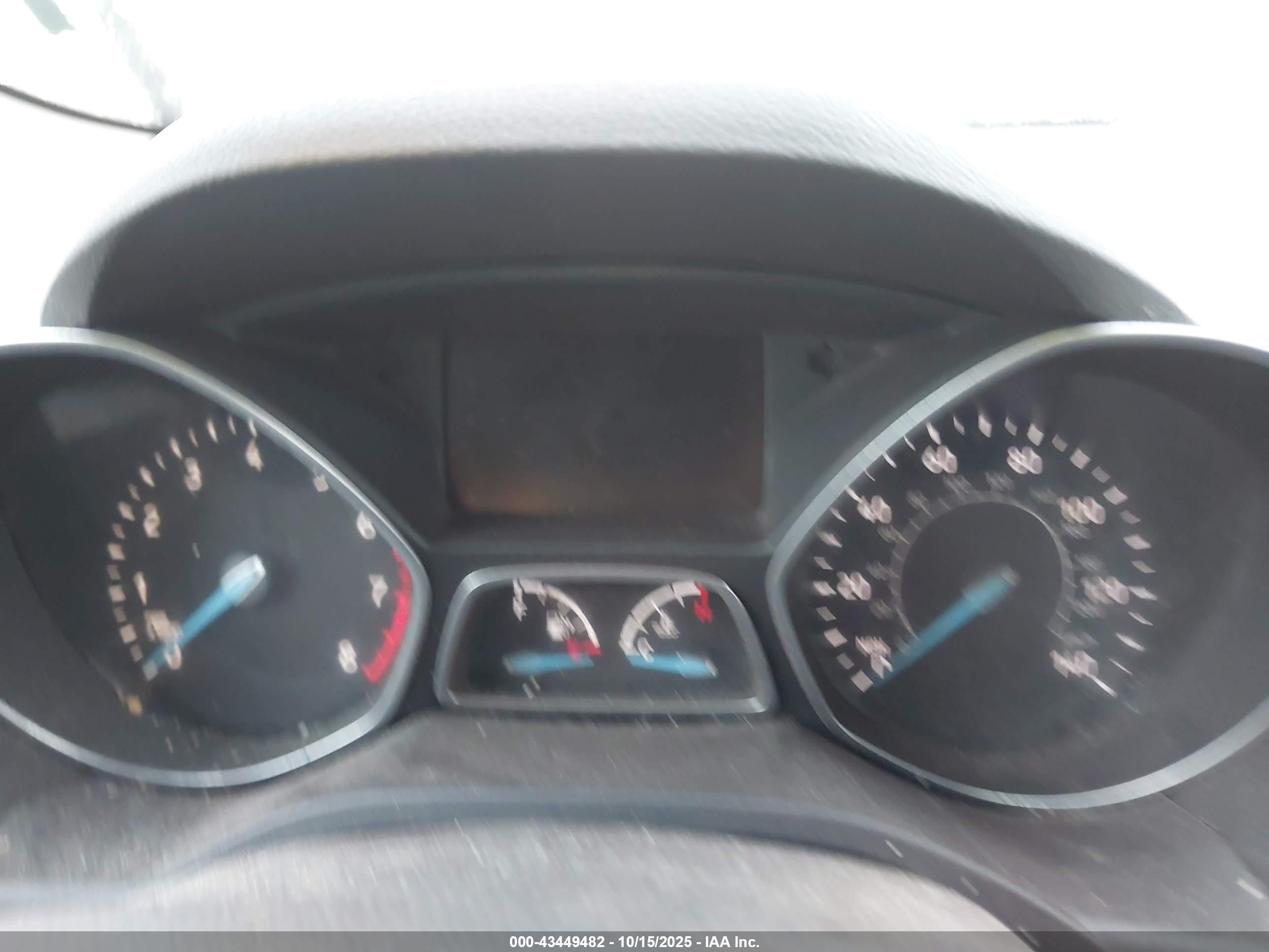 FORD ESCAPE image 7