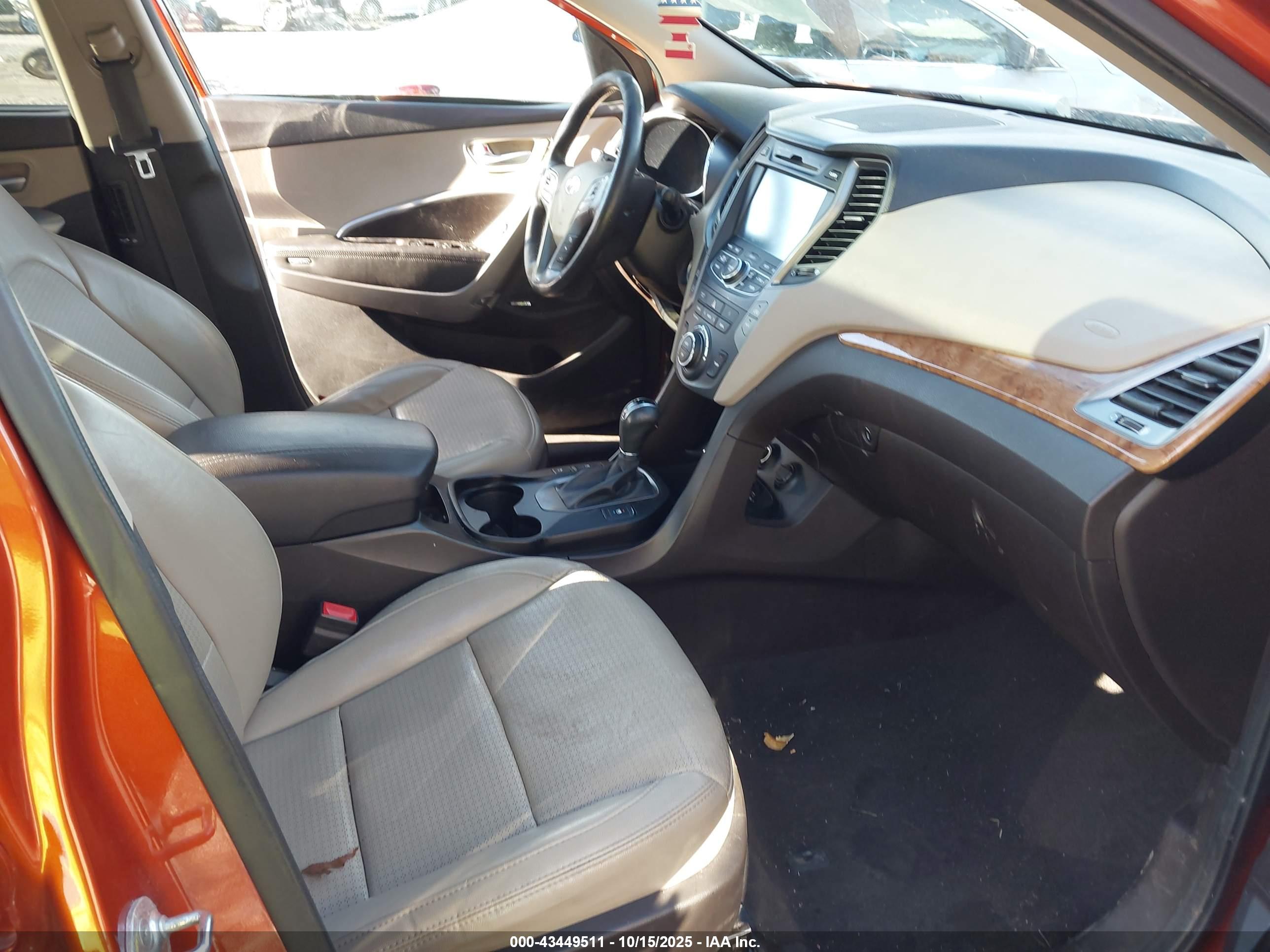 HYUNDAI SANTA image 5