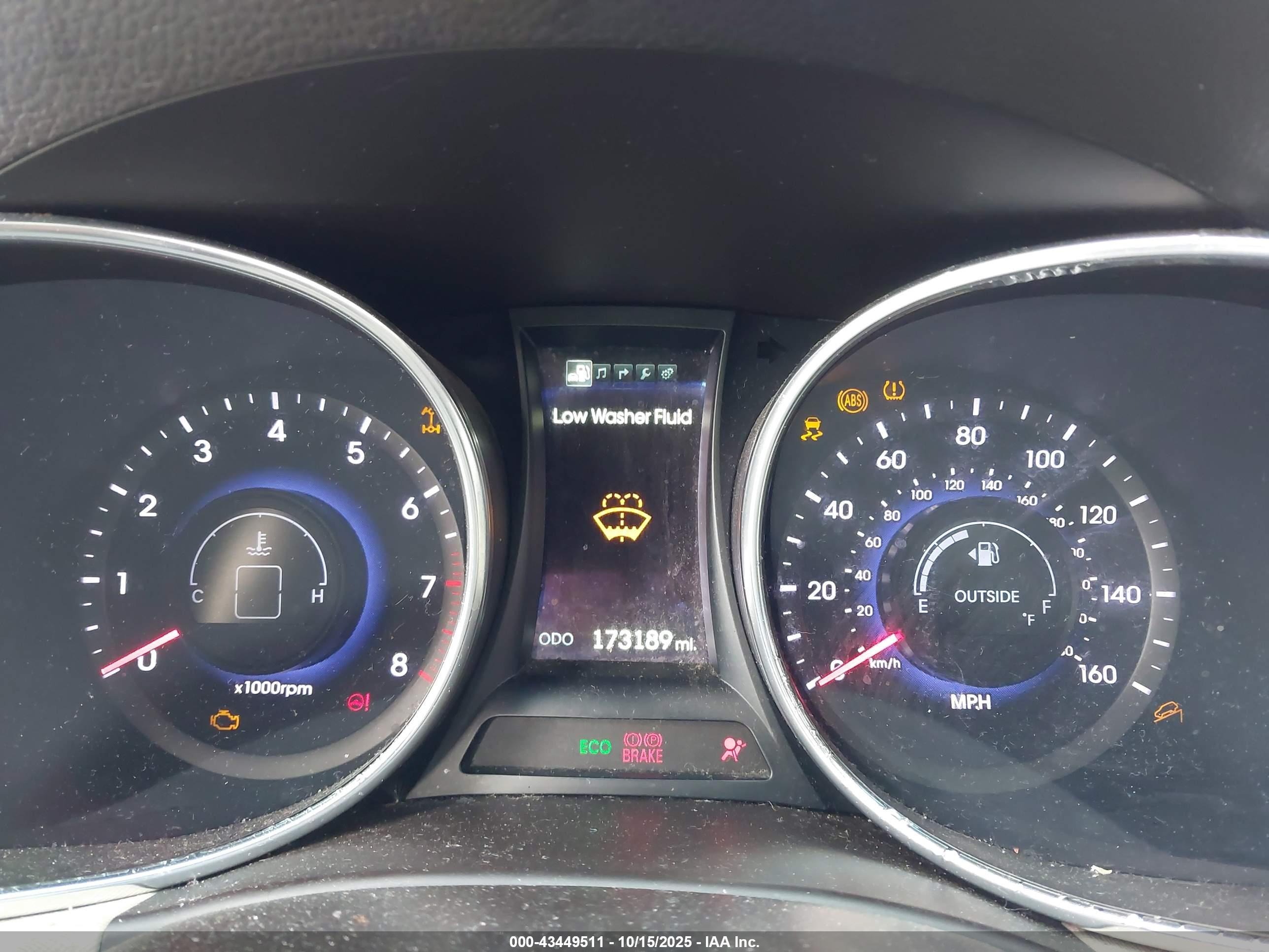 HYUNDAI SANTA image 7