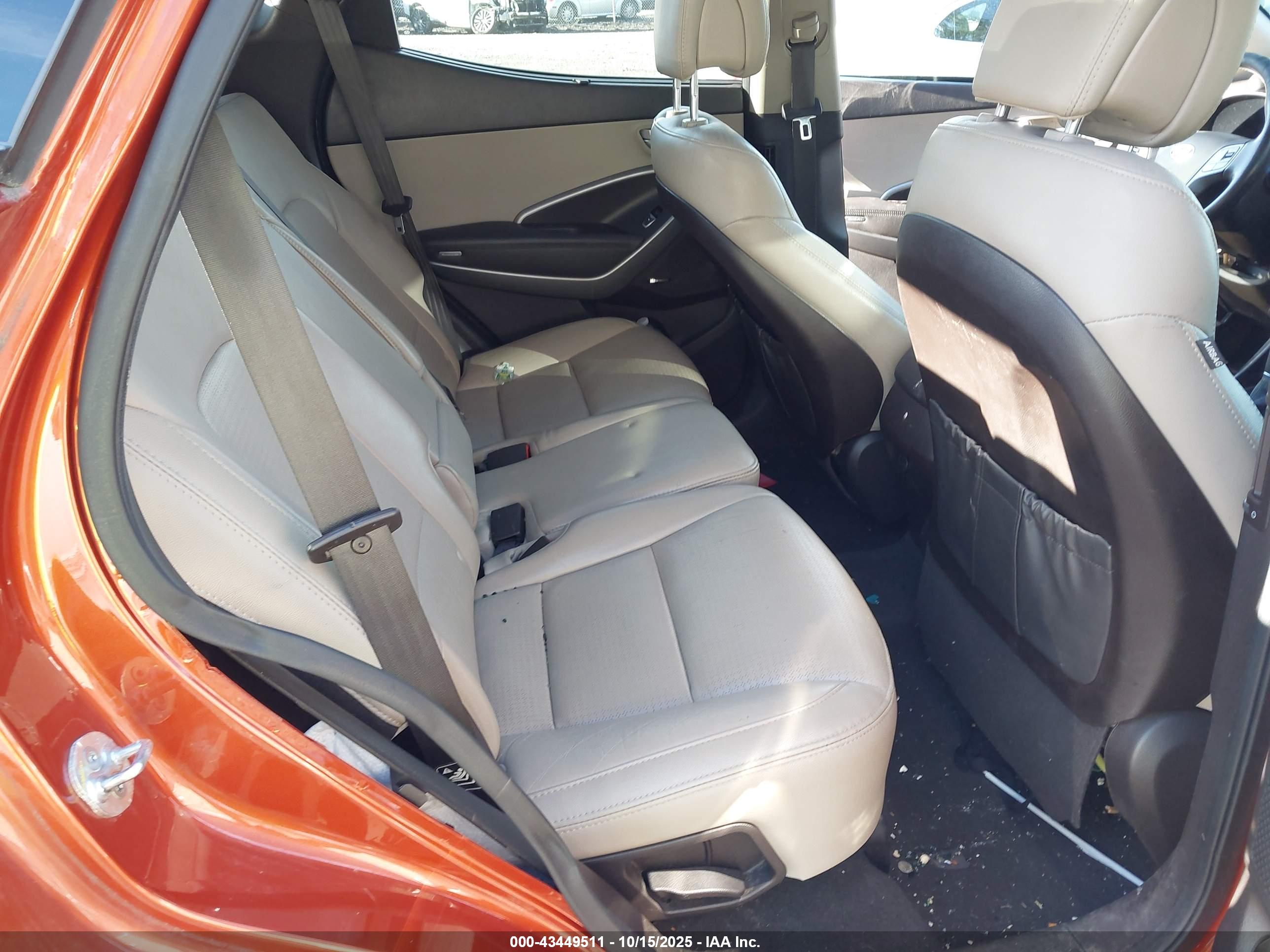 HYUNDAI SANTA image 8