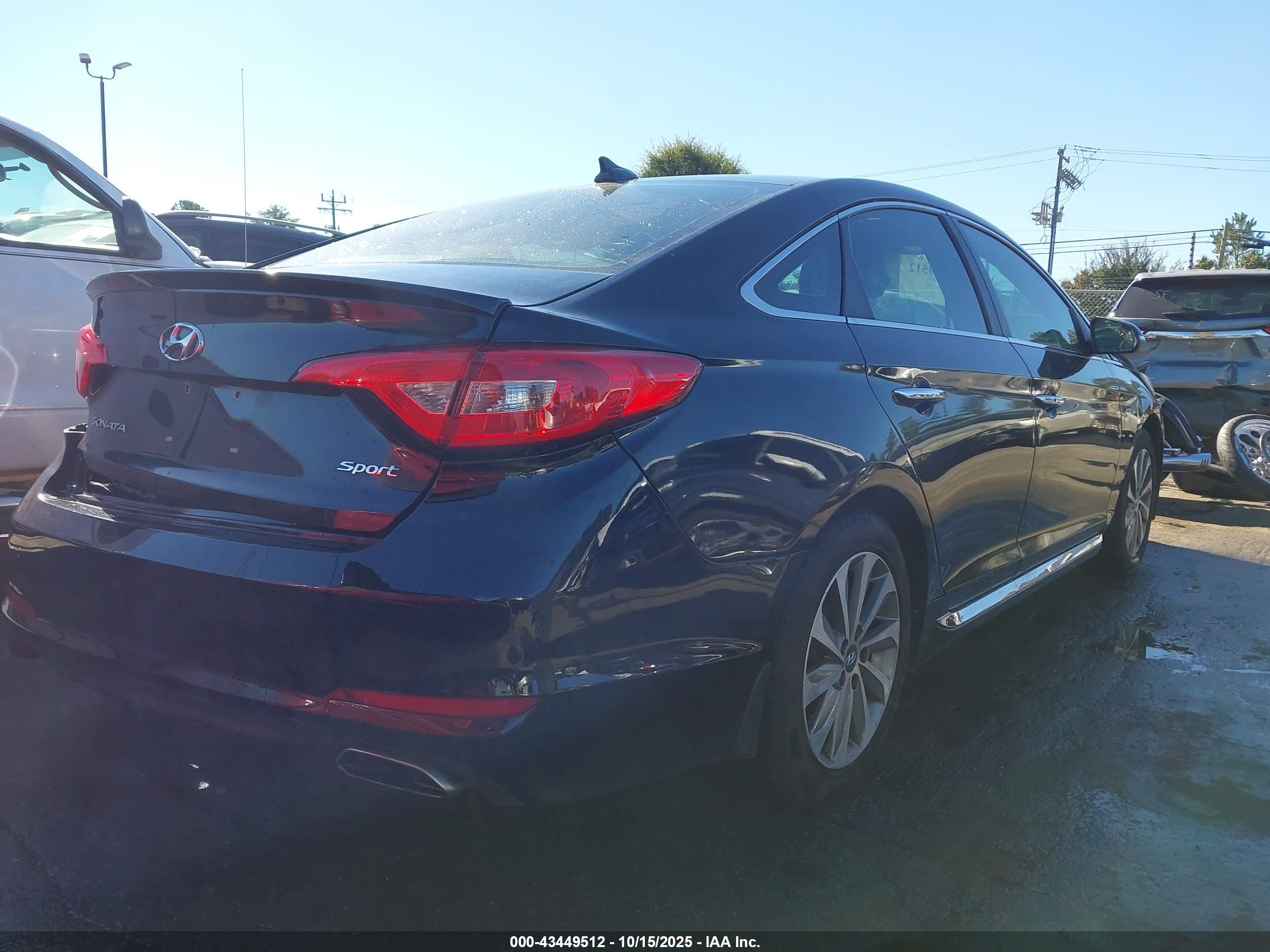 HYUNDAI SONATA image 4