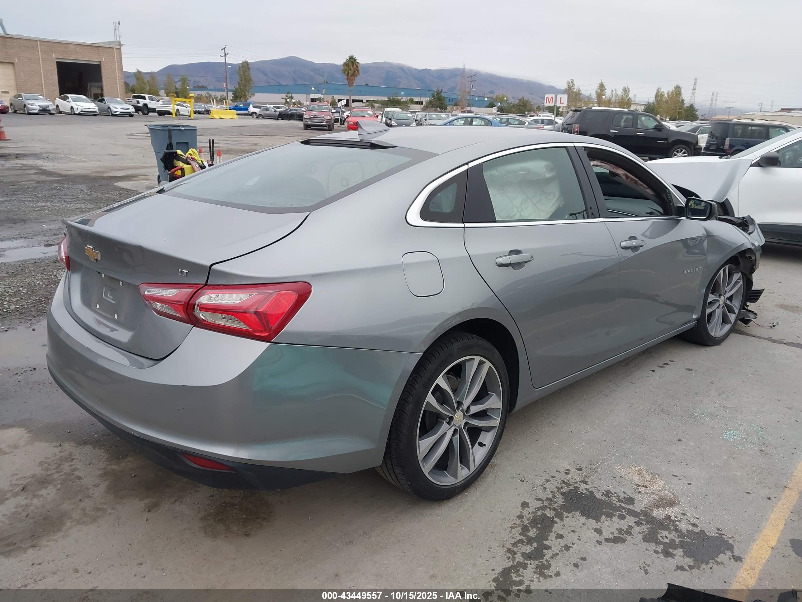 CHEVROLET MALIBU image 4