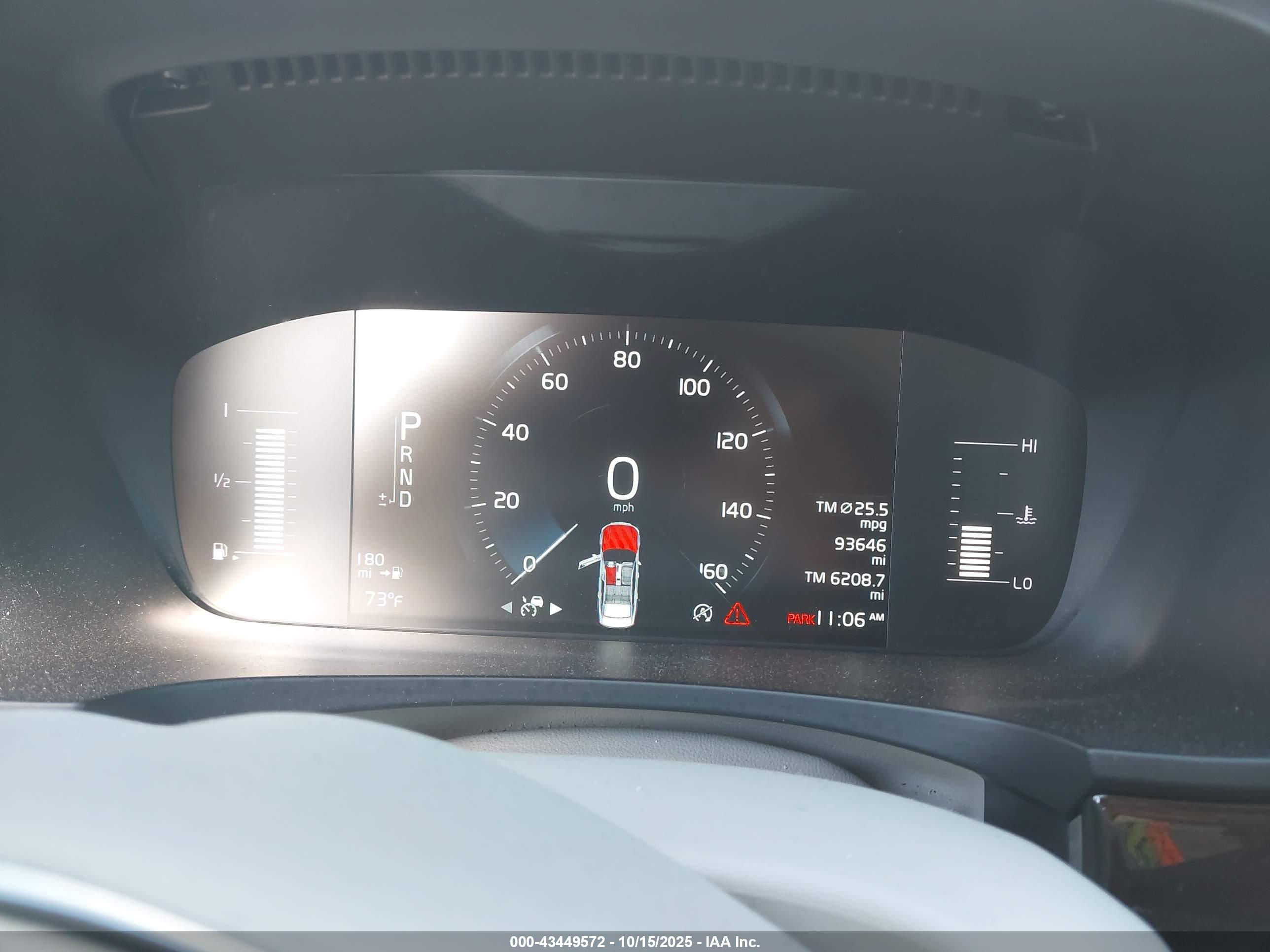 VOLVO S90 image 7